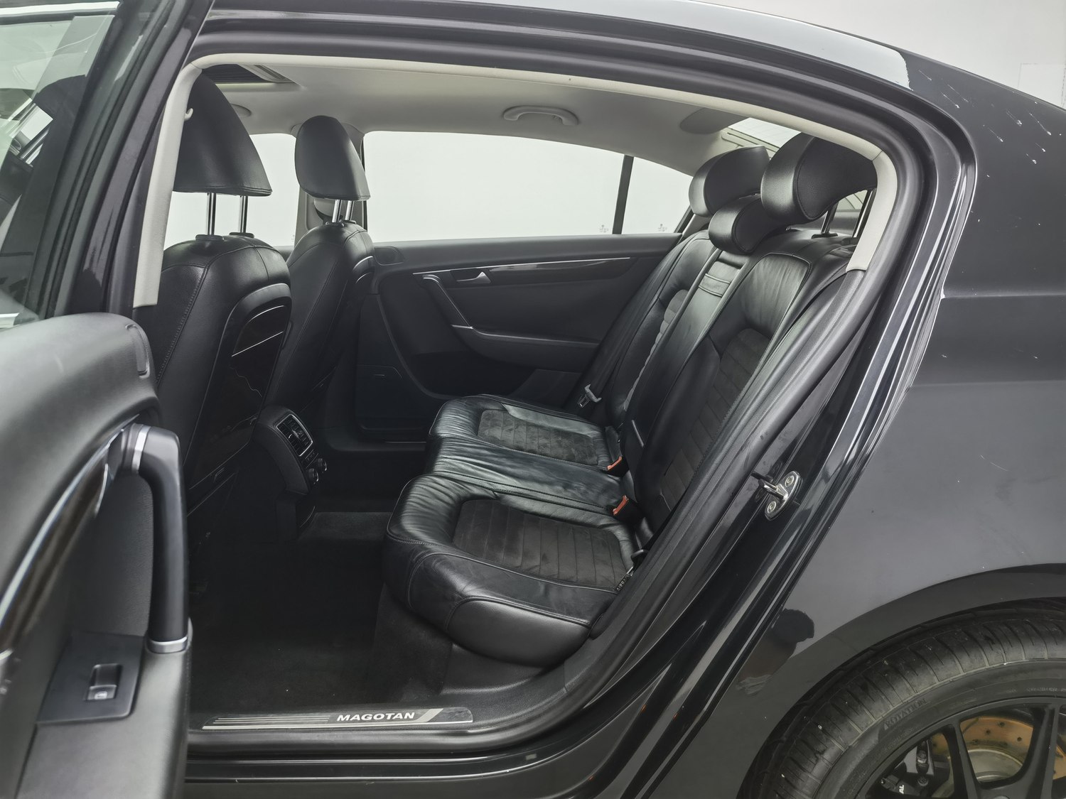 Used Volkswagen Magotan 2015 1.8 AT