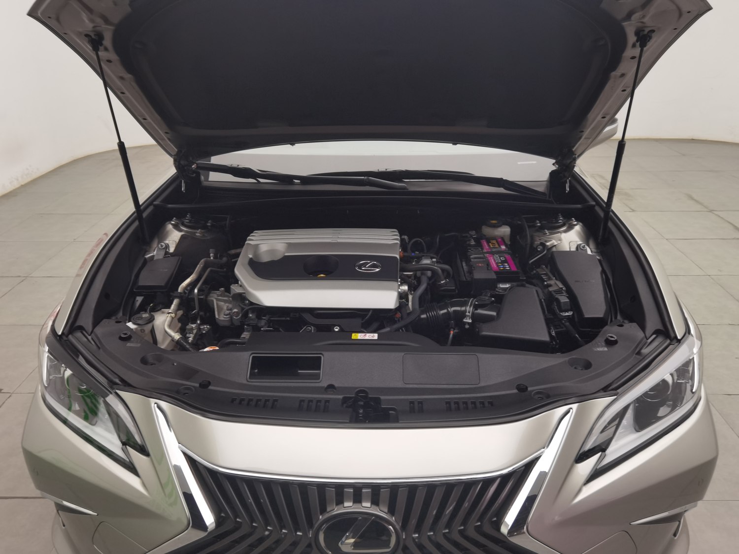 Used Lexus ES 2020 2.0 AT