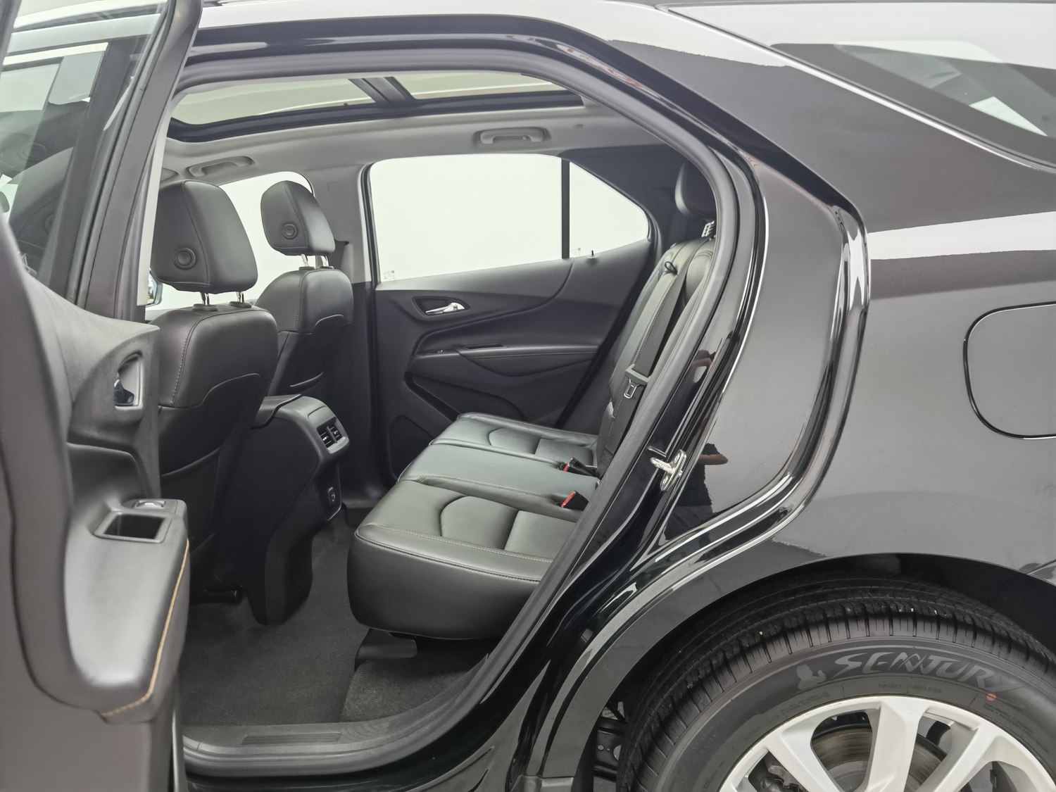 Used Chevrolet Equinox 2018 2.0 AT