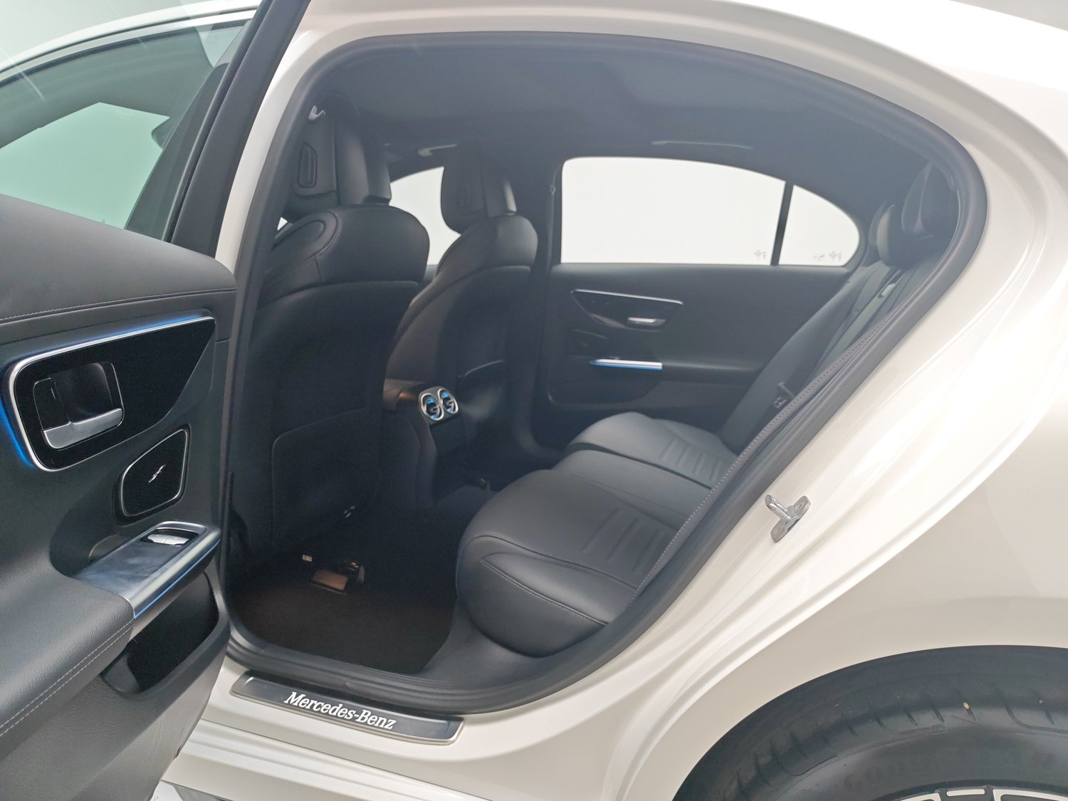 Used Mercedes-Benz C-Class 2024 1.5 AT