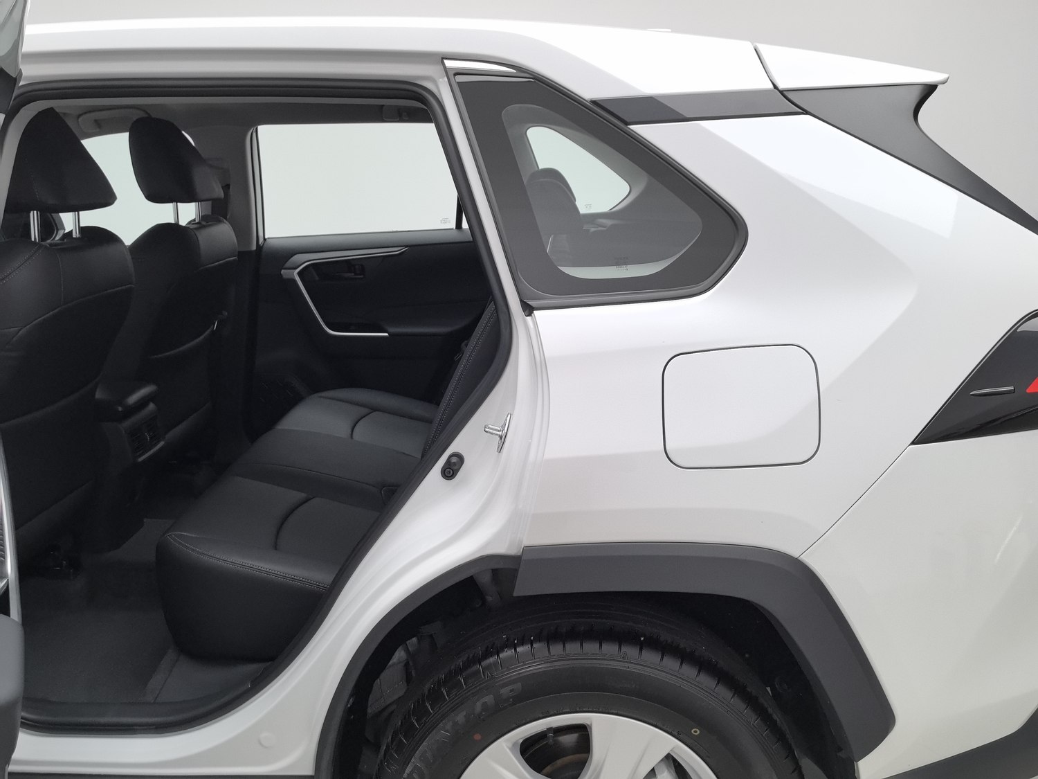 Used Toyota RAV4 2024 2.0 AT