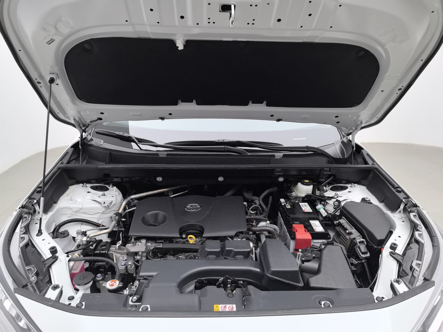 Used Toyota RAV4 2024 2.0 AT