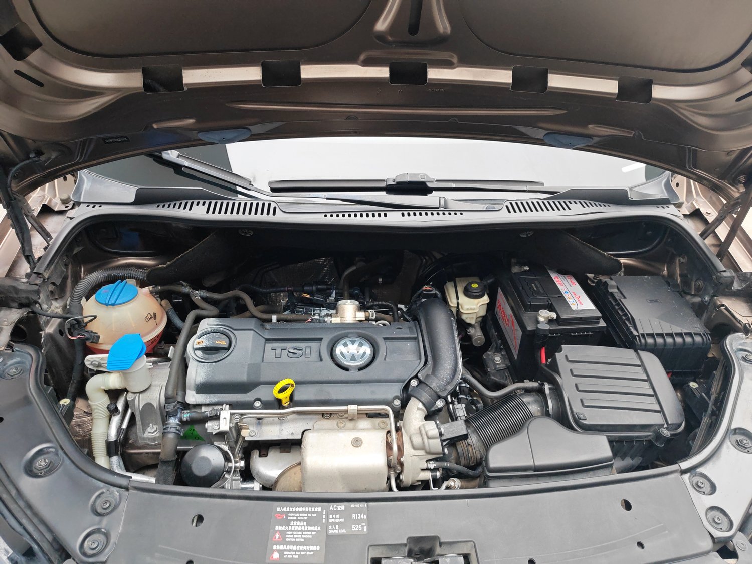 Used Volkswagen Touran 2013 1.4 MT