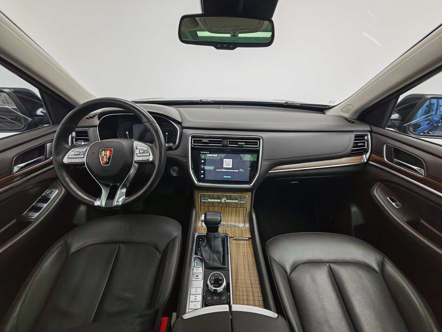 Used Roewe RX8 2018 2.0 AT