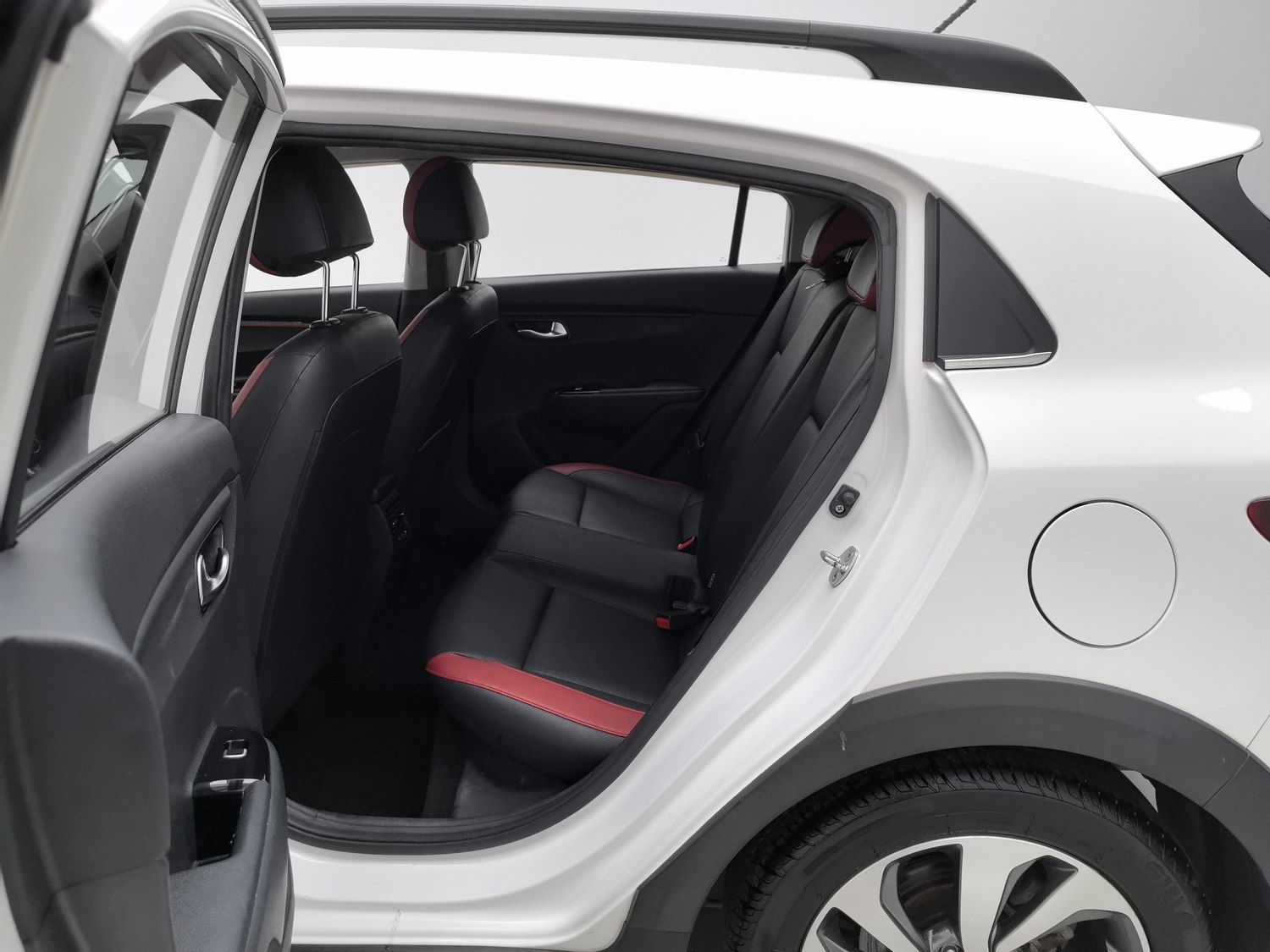 Used Kia KX CROSS 2018 1.6 AT