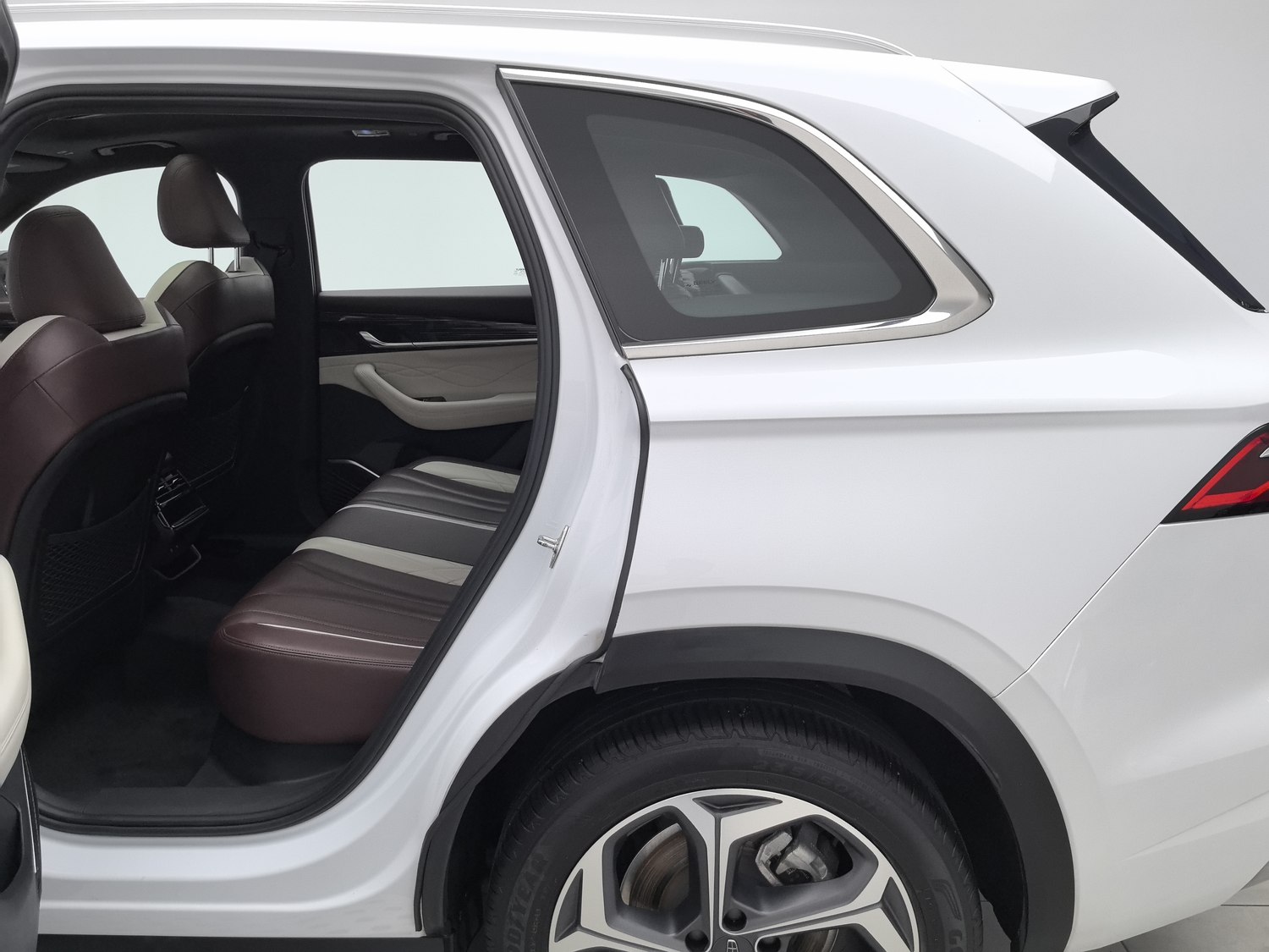 Used Geely Xingyue L 2021 2.0 AT