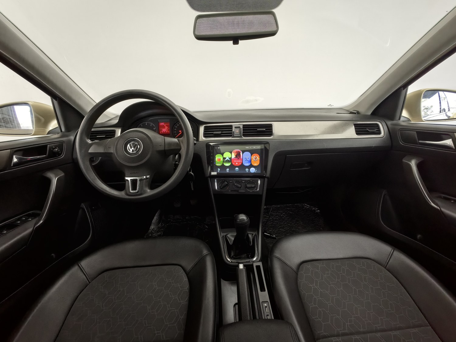 Used Volkswagen Santana 2015 1.6 MT