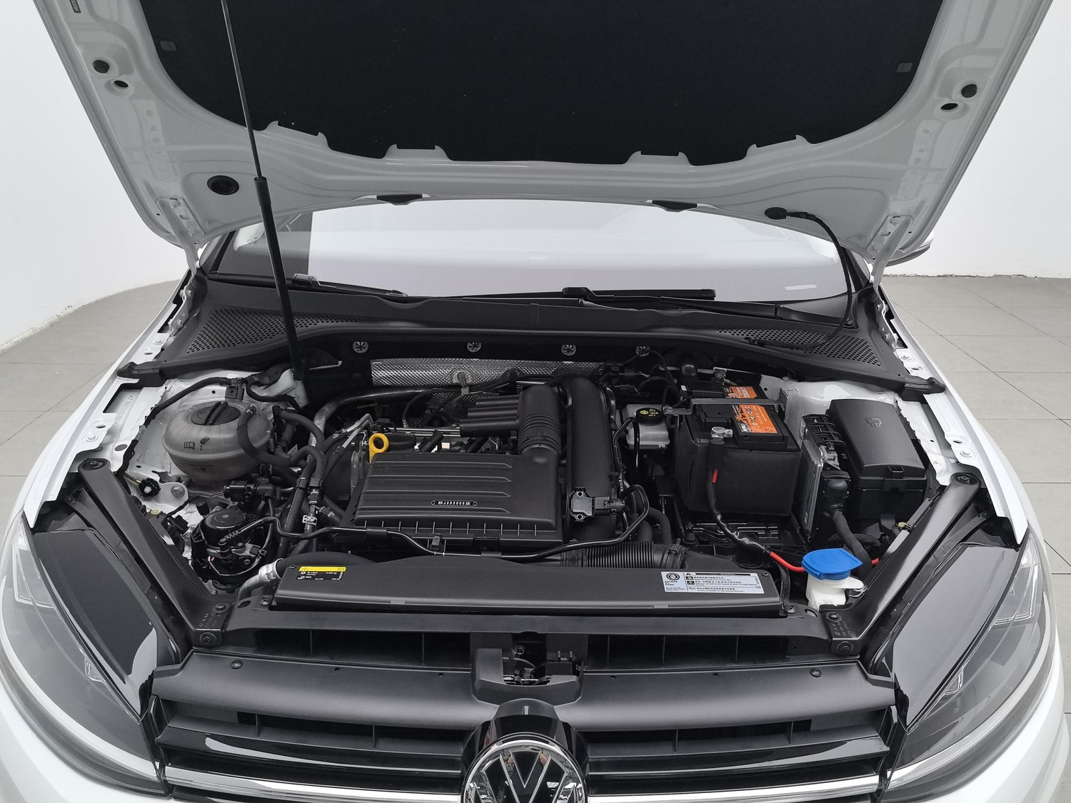 Used Volkswagen Golf 2020 1.4 AT