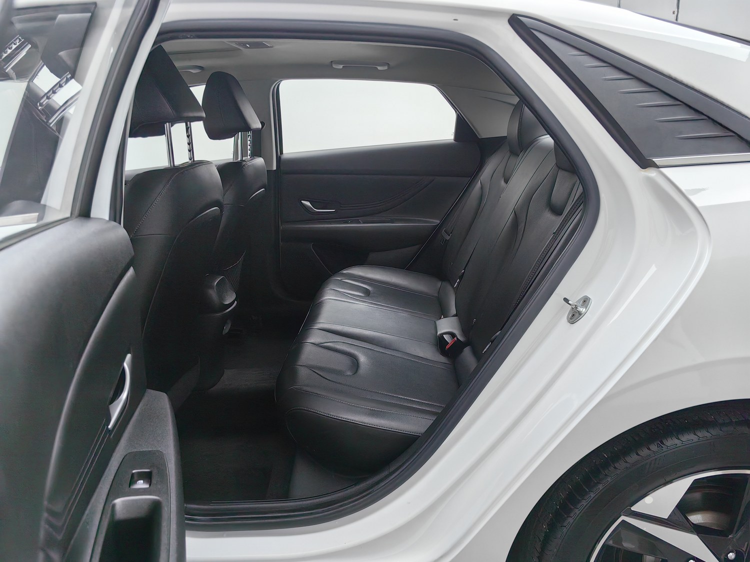 Used Hyundai Avante 2021 1.5 AT