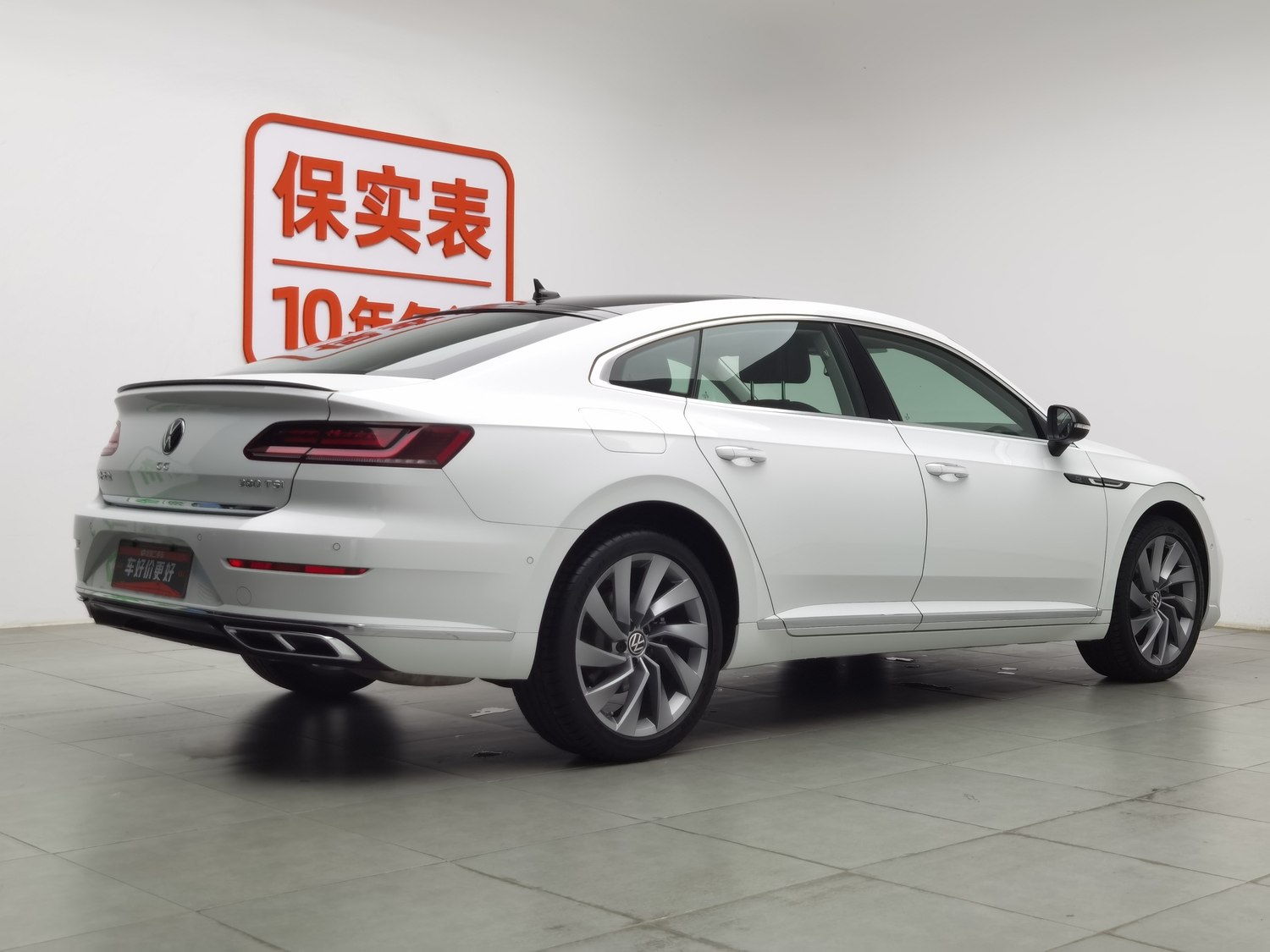 Used Volkswagen CC 2023 2.0 AT