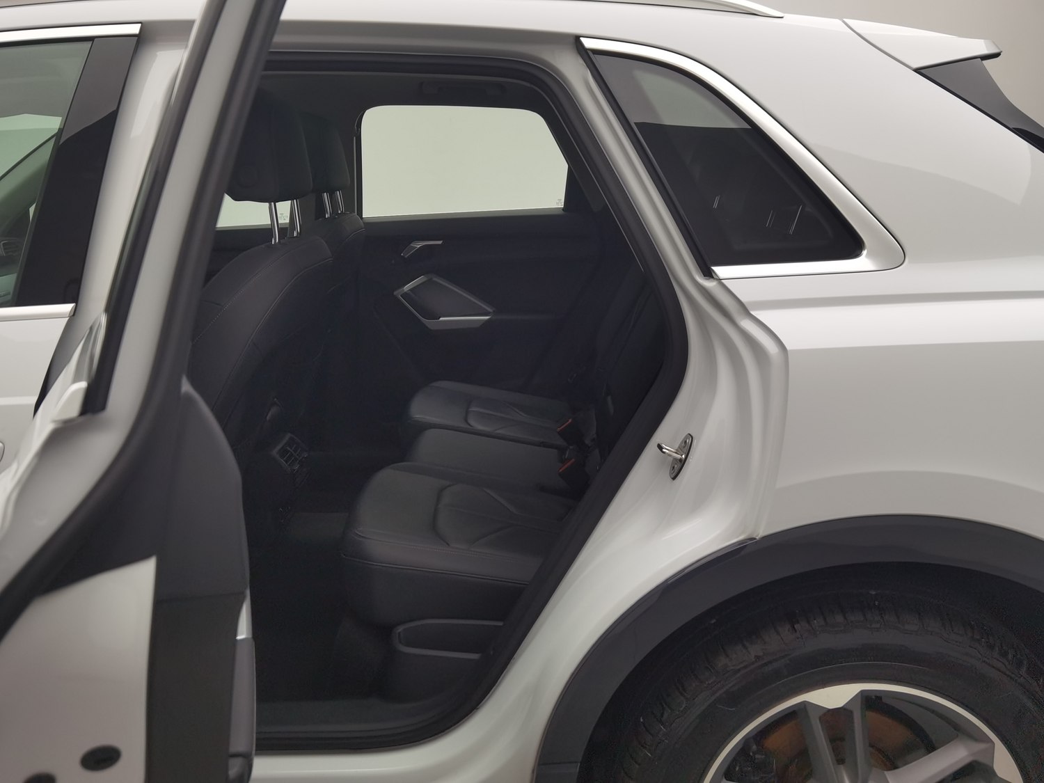 Used Audi Q3 2021 1.4 AT