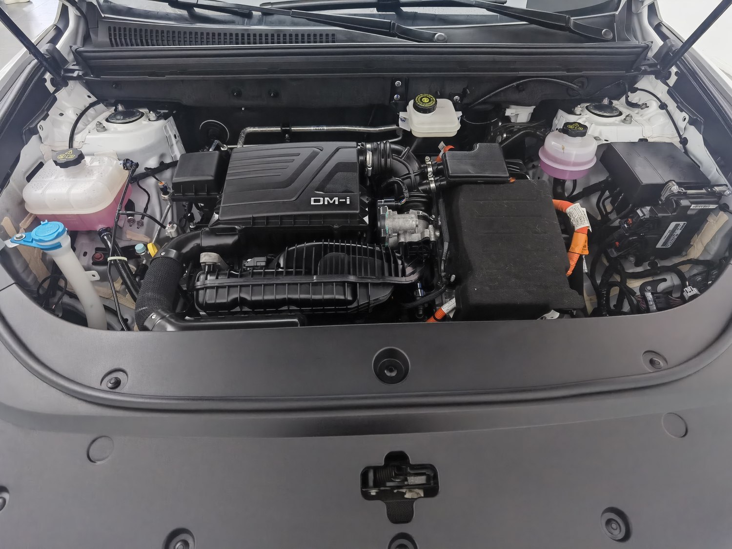 Used BYD Song Pro NEV 2023 1.5 AT