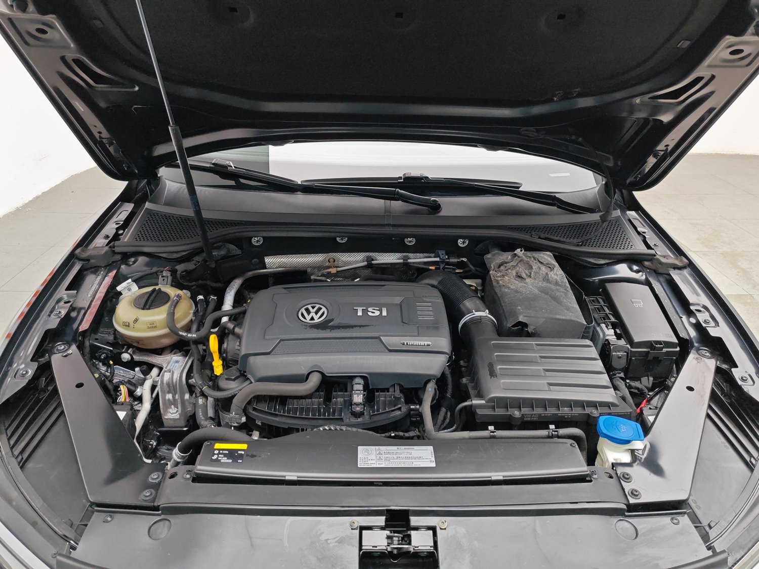 Used Volkswagen Magotan 2017 1.8 AT