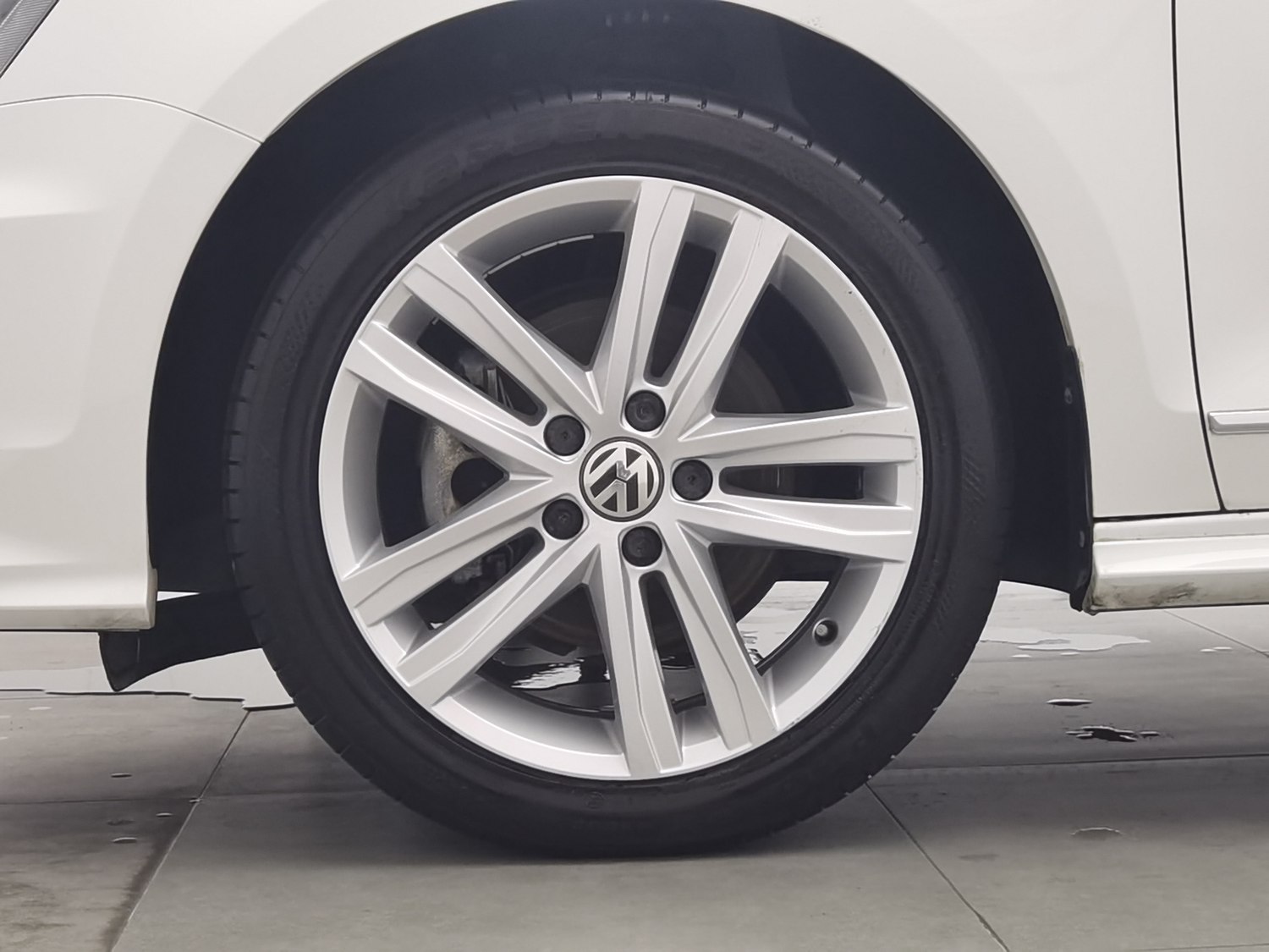 Used Volkswagen Sagitar 2018 1.4 AT