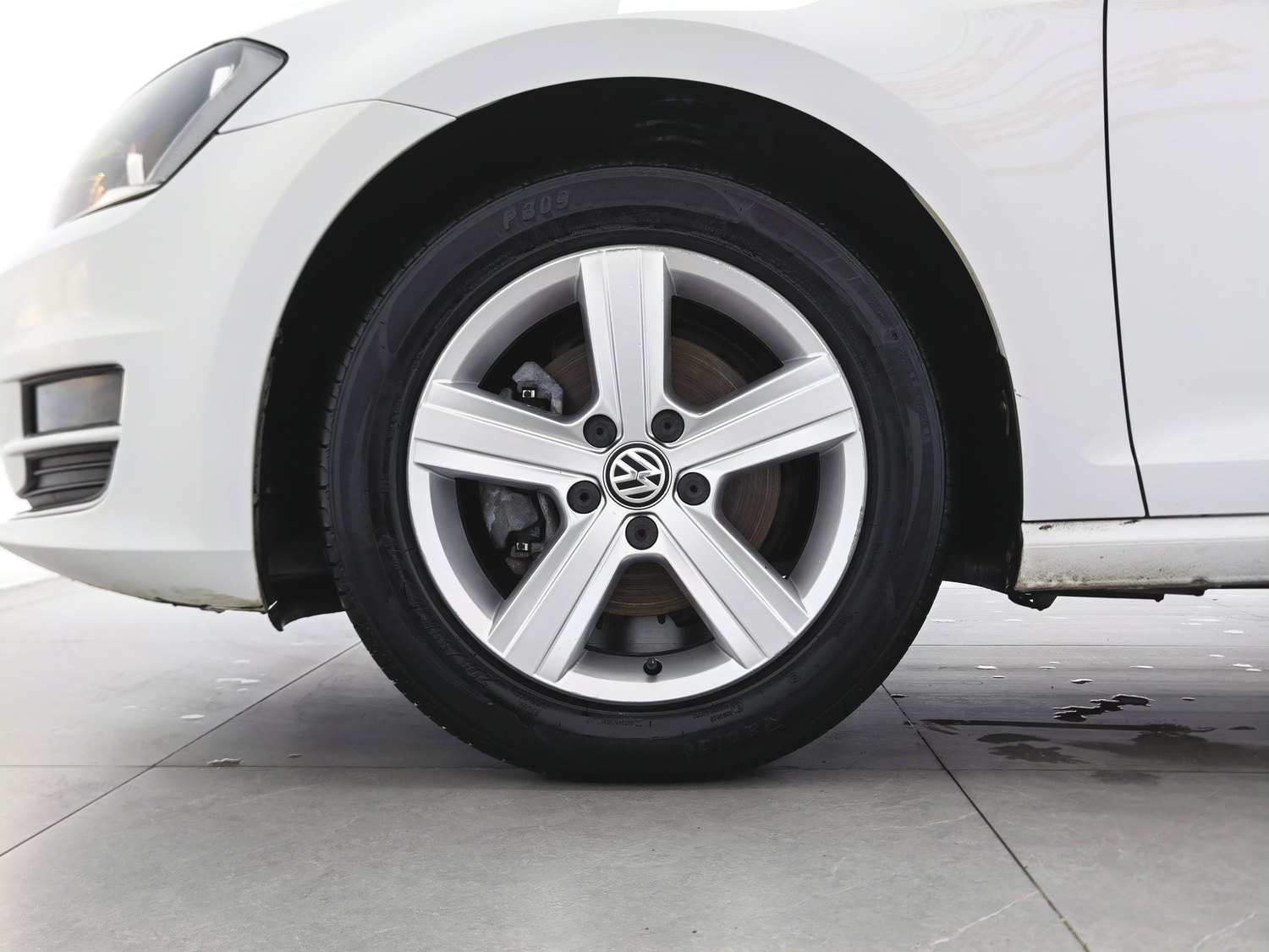 Used Volkswagen Golf 2015 1.4 AT