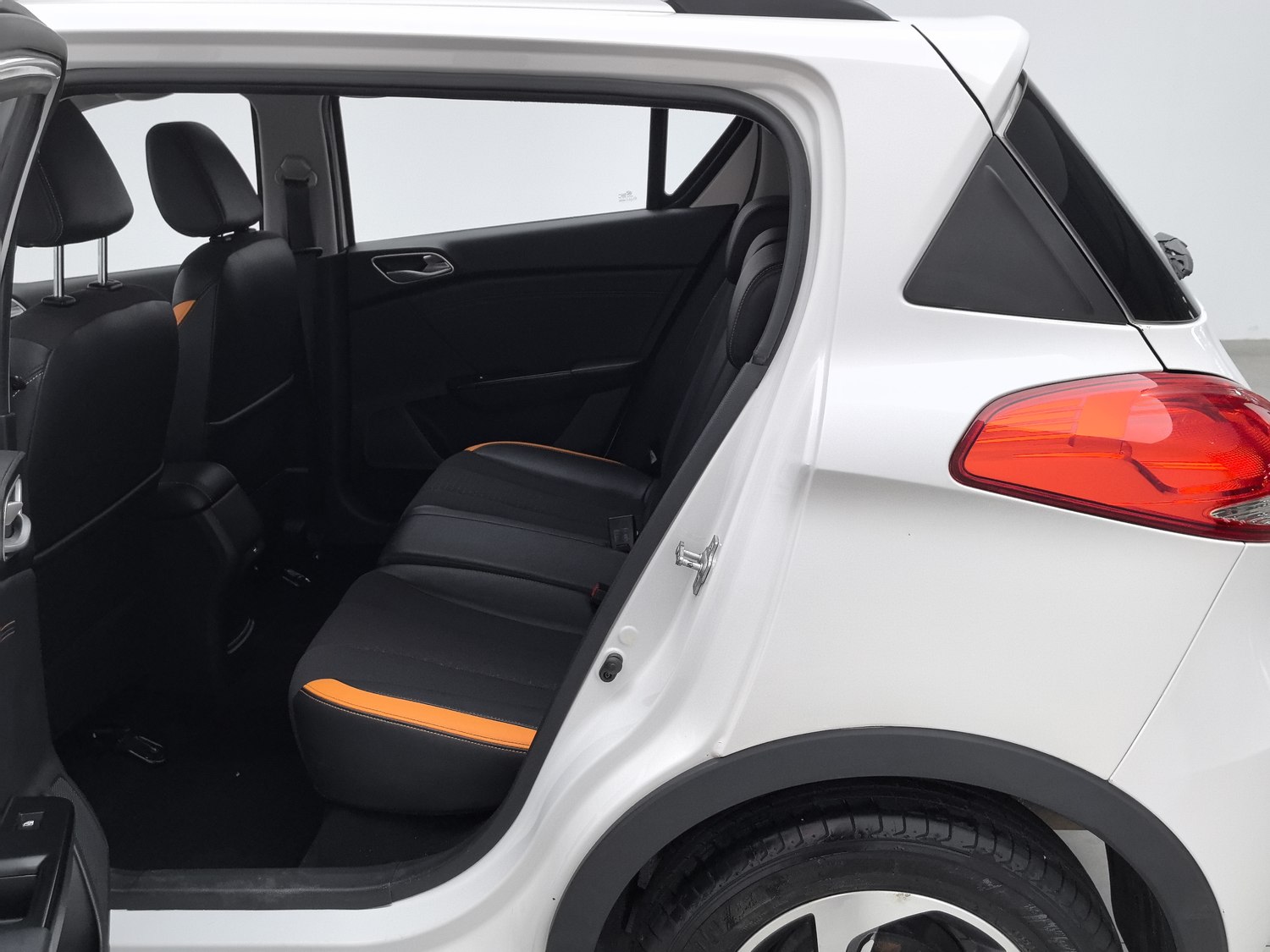 Used Baojun 310 2017 1.5 AT