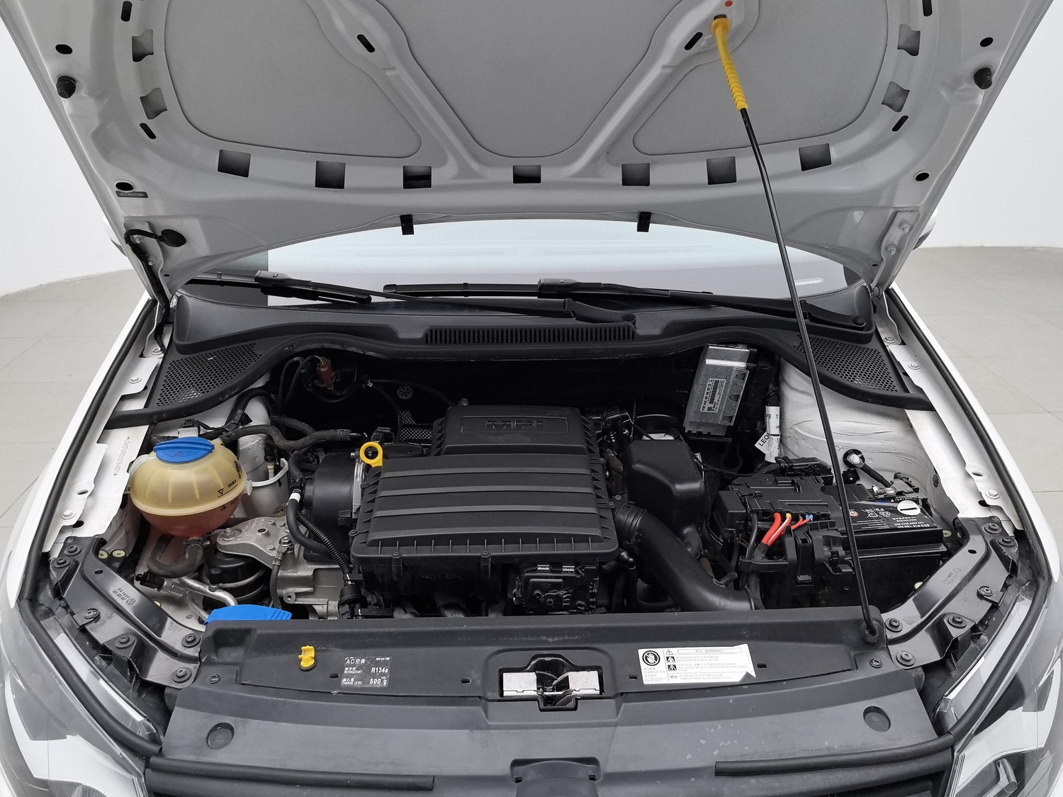 Used Volkswagen Polo 2018 1.5 AT