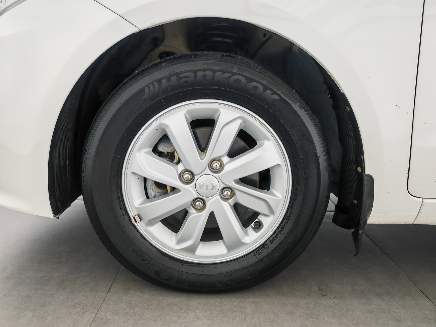 Used Kia K2 2015 1.4 MT