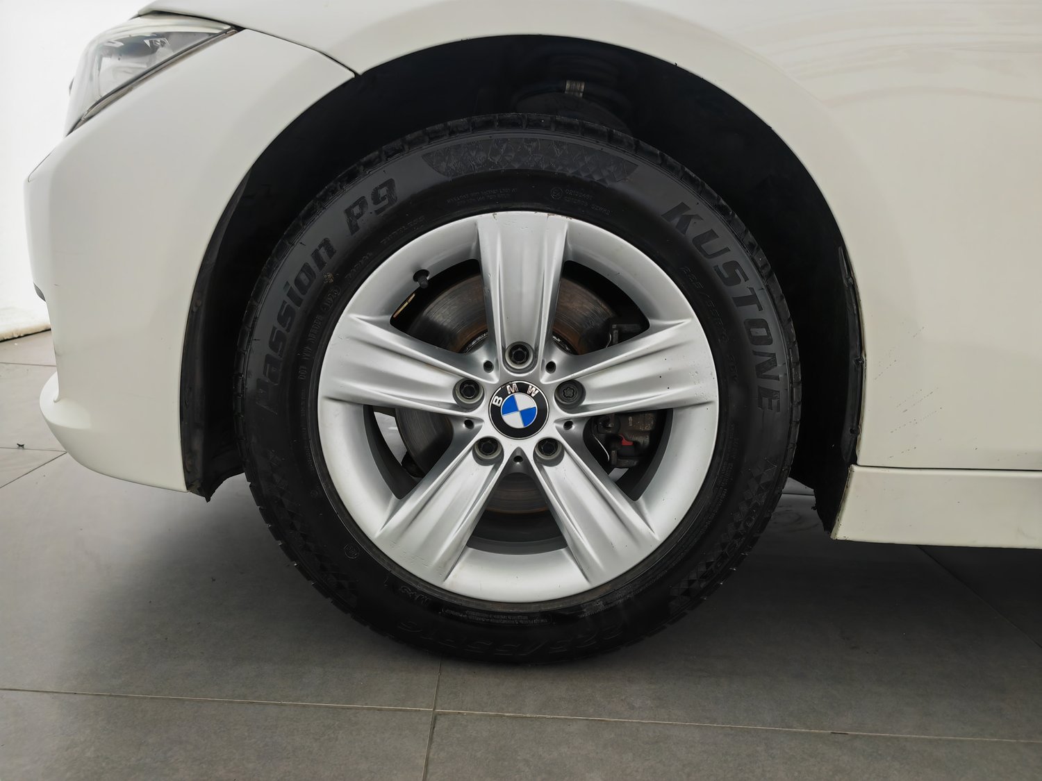 Used BMW THE3 2014 2.0 AT