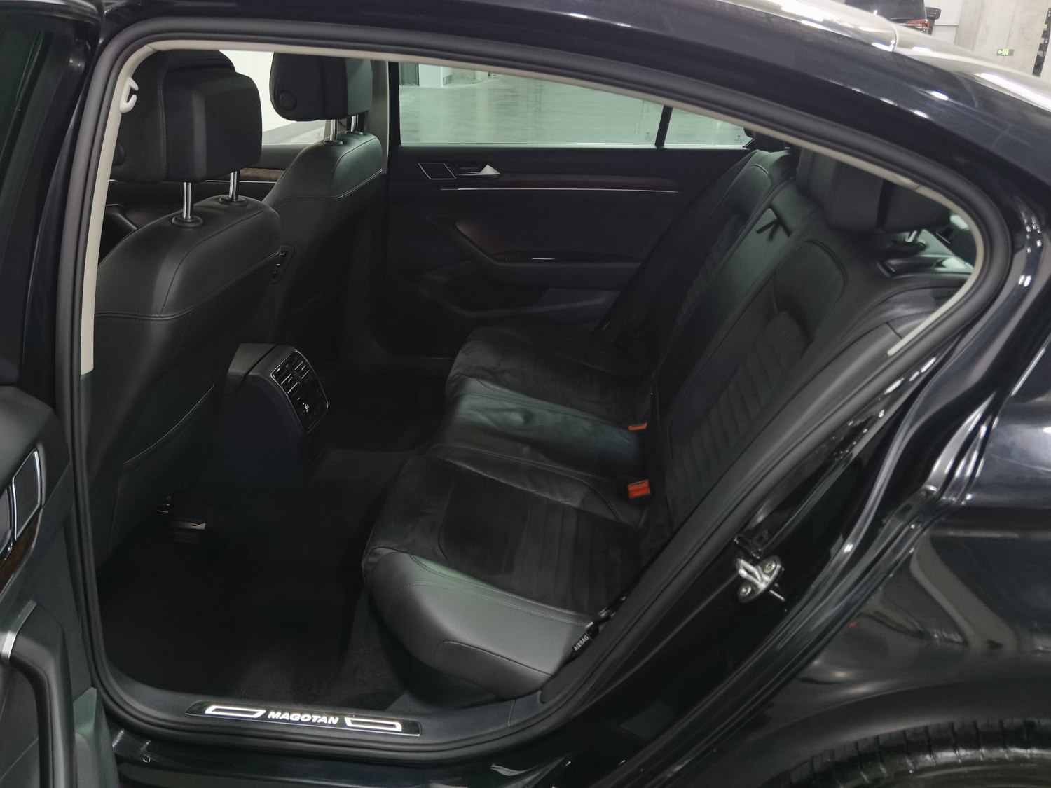 Used Volkswagen Magotan 2018 2.0 AT