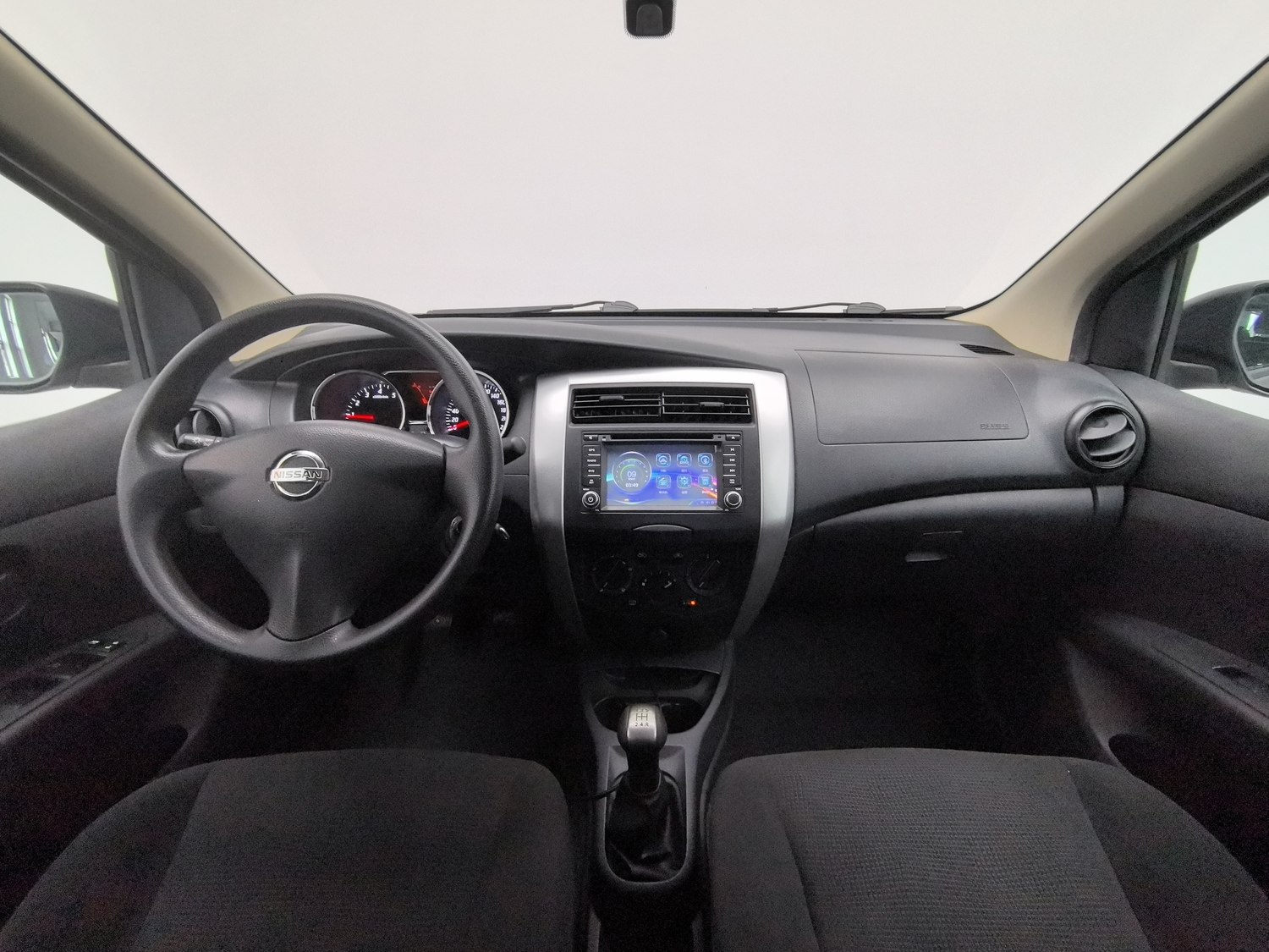 Used Nissan Livina 2015 1.6 MT
