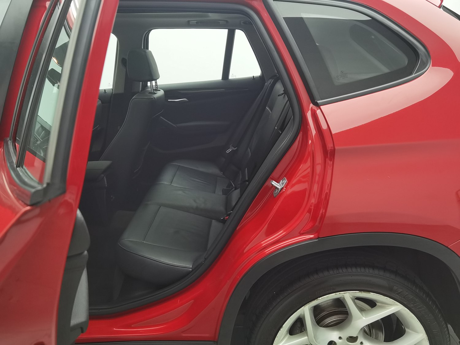 Used BMW X1 2013 2.0 AT