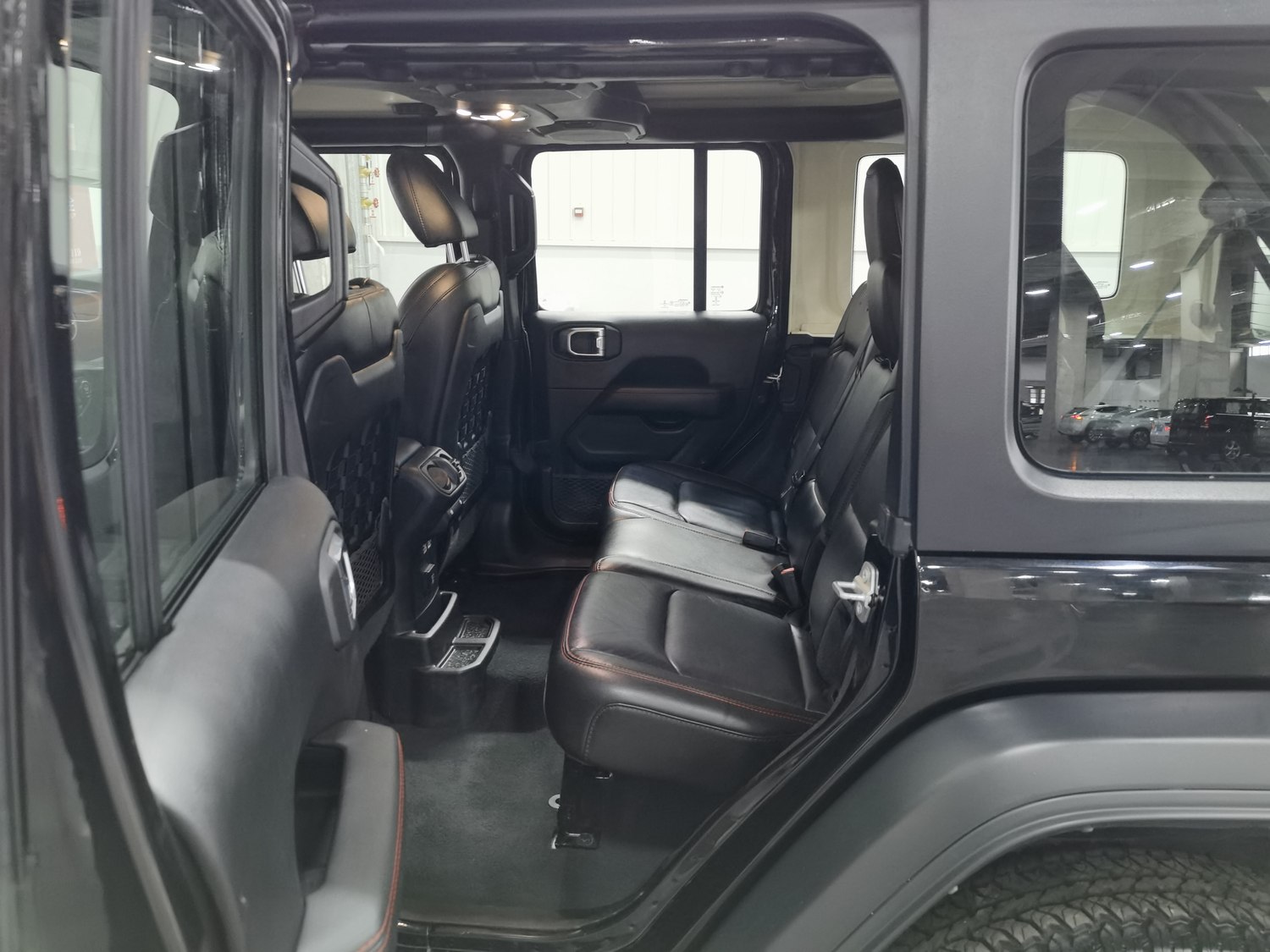 Used Jeep Wrangler 2021 2.0 AT