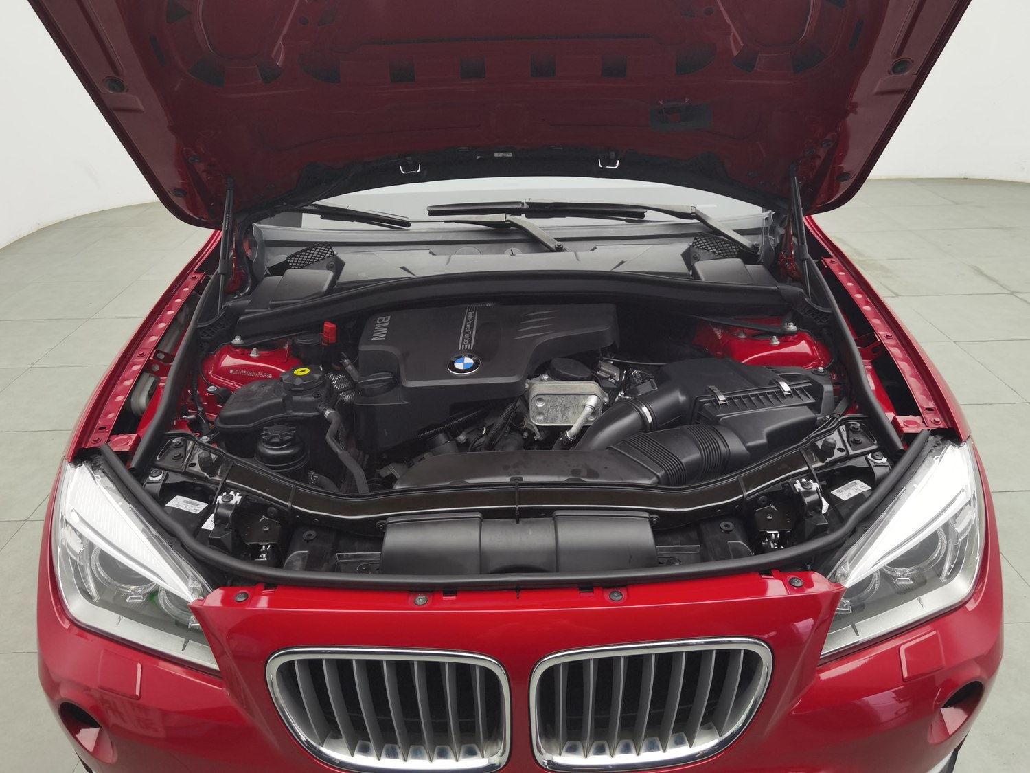 Used BMW X1 2013 2.0 AT