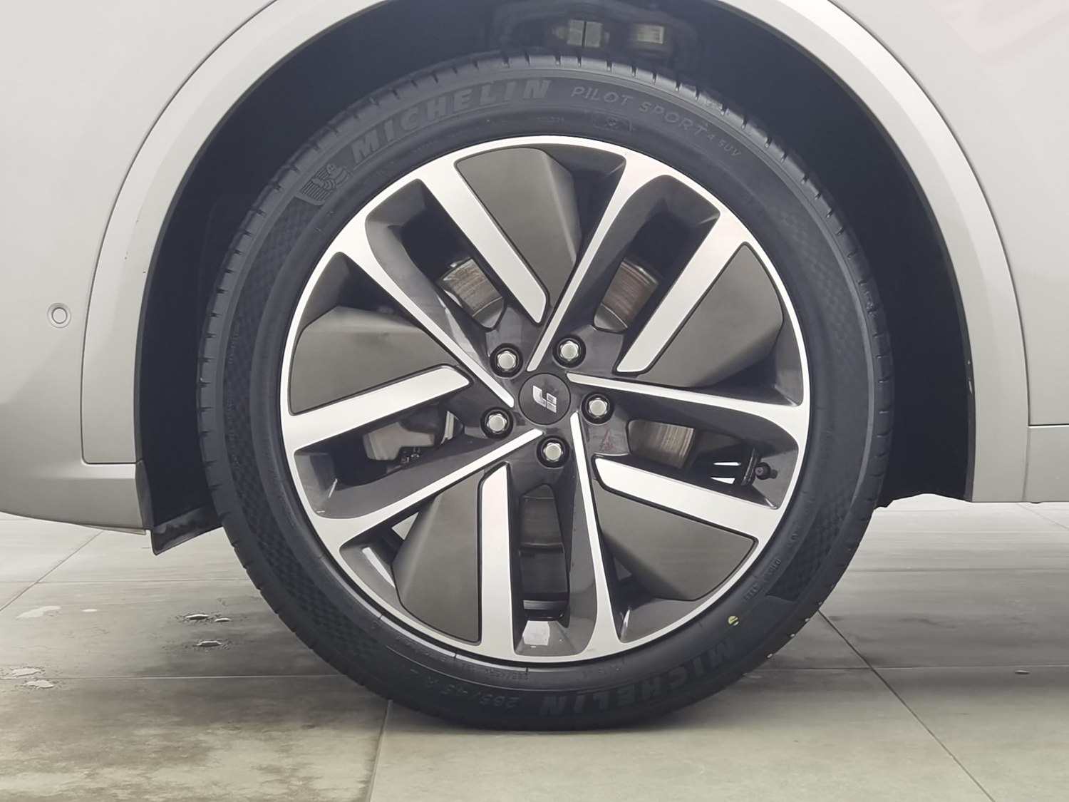 Used Li Auto L8 2023 1.5 AT