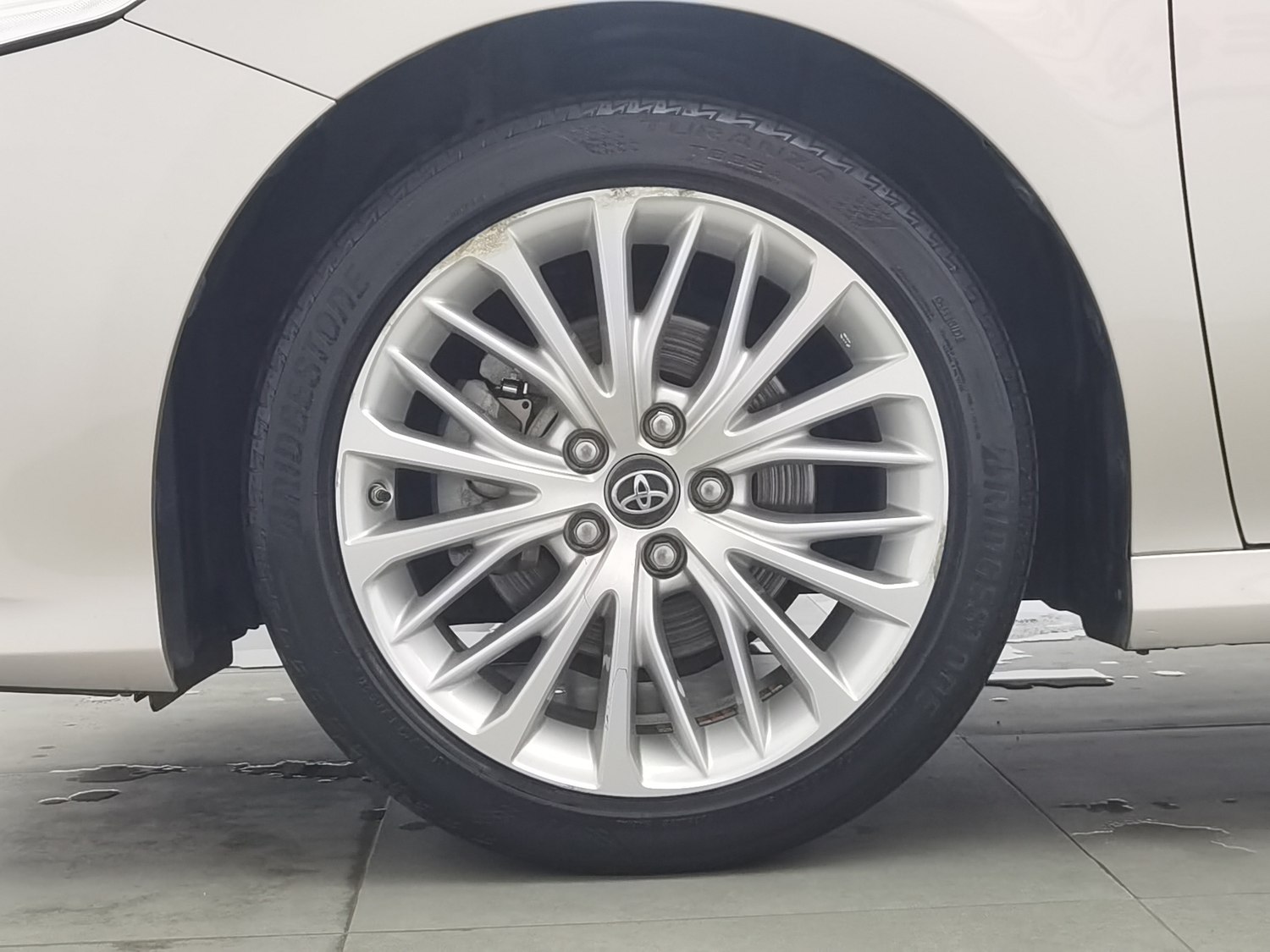 Used Toyota Camry 2019 2.5 AT