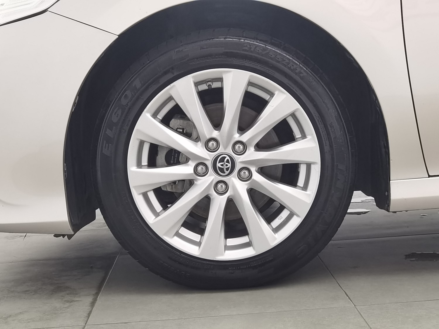 Used Toyota Camry 2019 2.0 AT