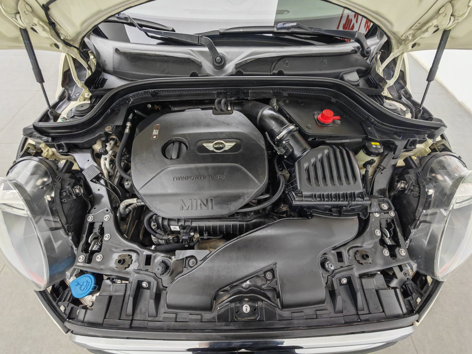 Used MINI MINI 2016 1.5 AT