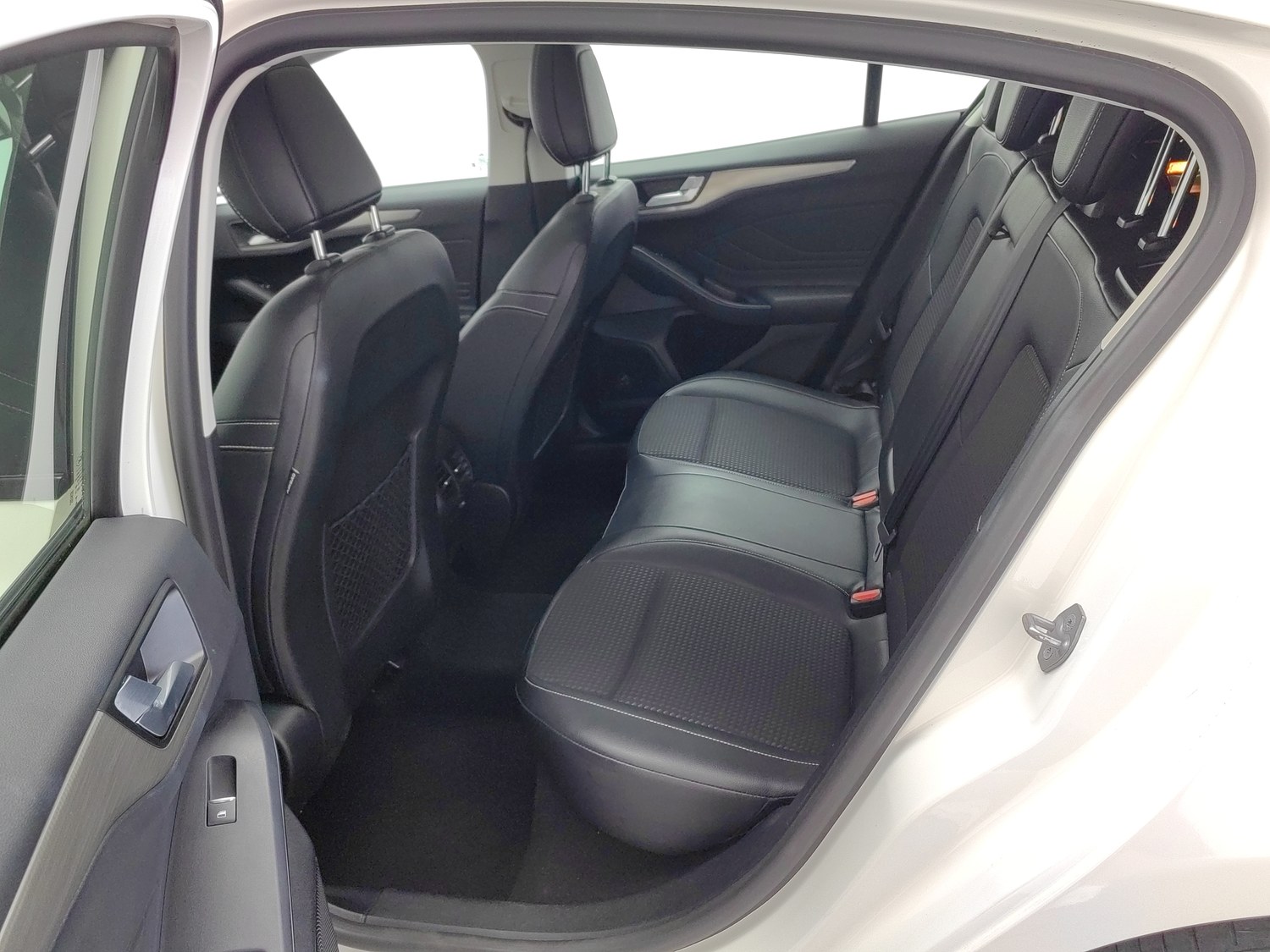 Used Ford Focus 2019 1.0 AT