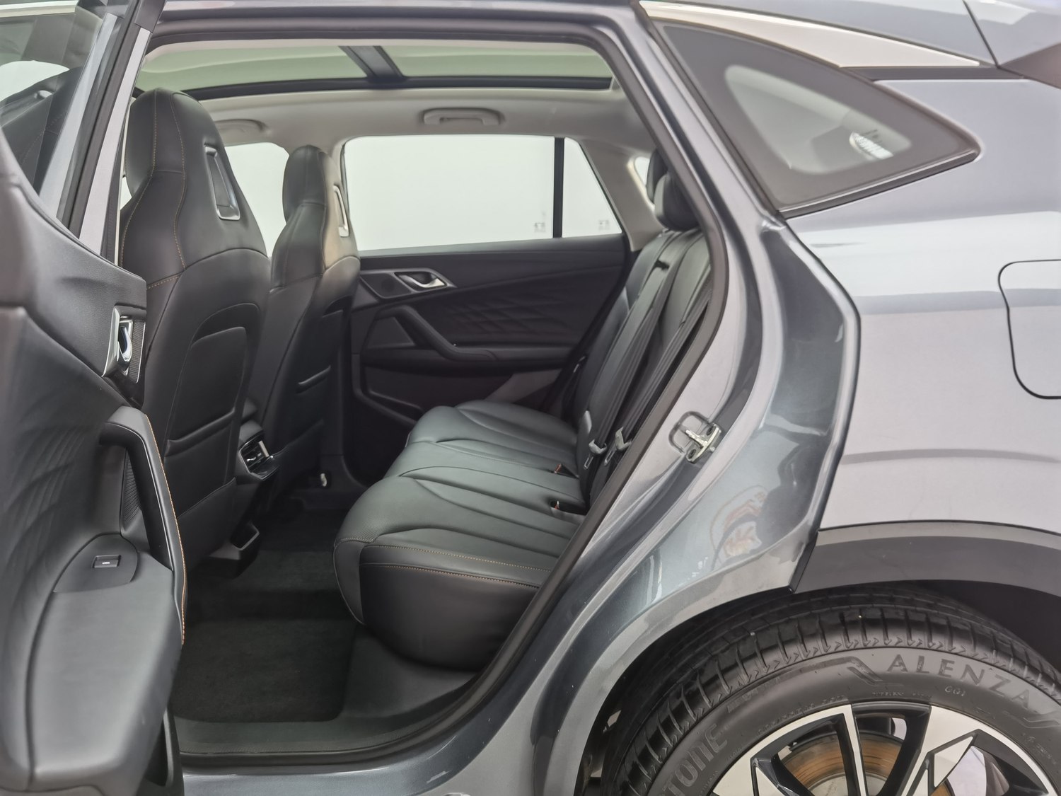 Used Roewe RX5 NEV 2023 1.5 AT