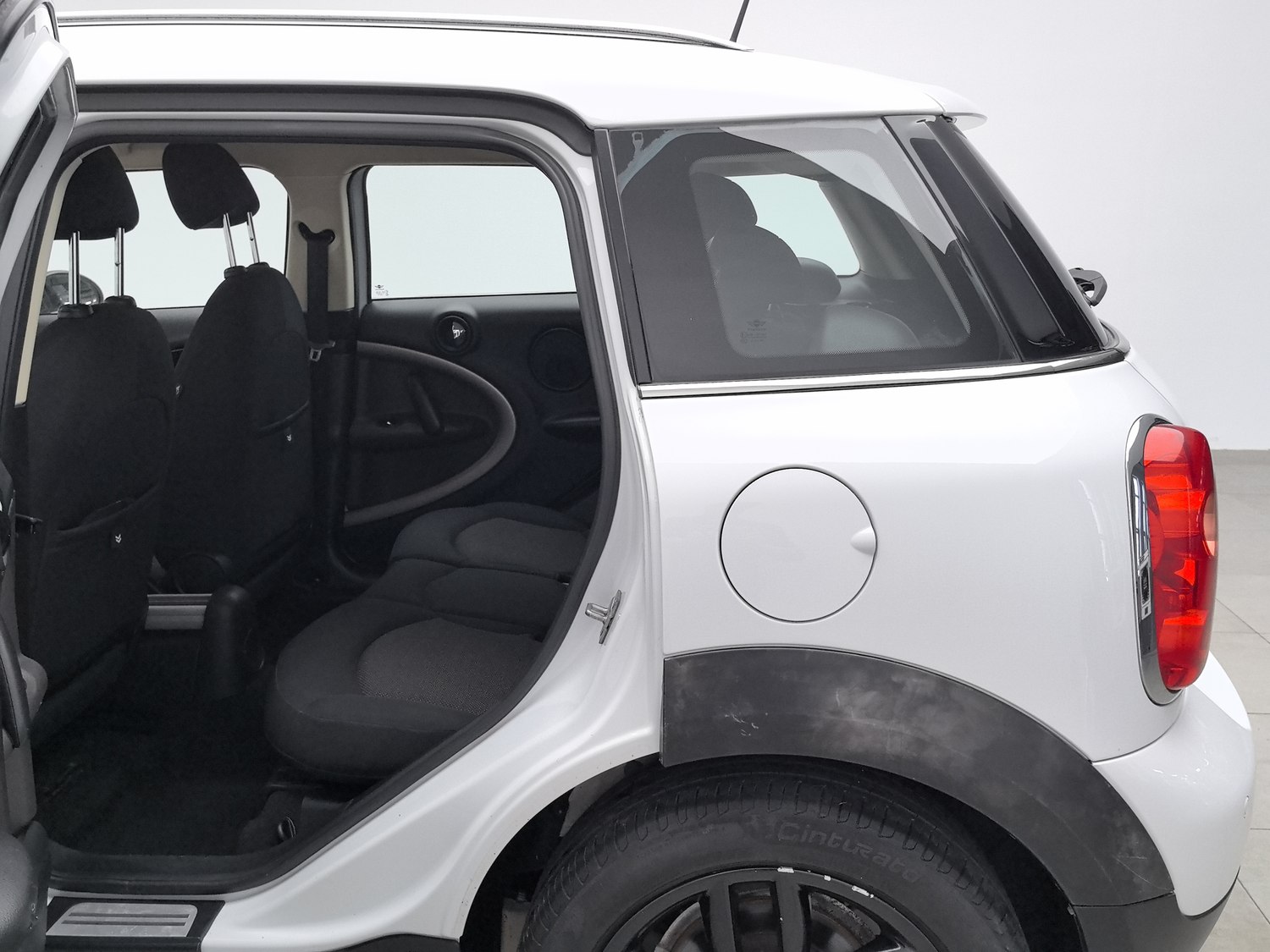 Used MINI Countryman 2011 1.6 AT