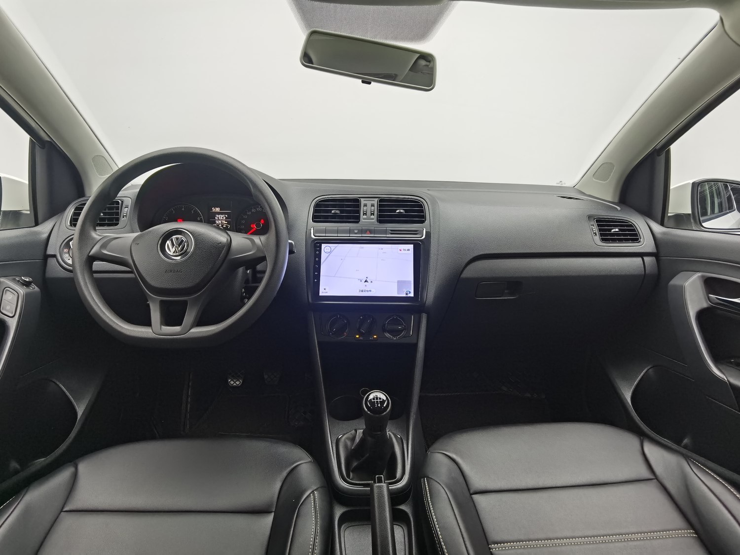 Used Volkswagen Polo 2014 1.4 MT