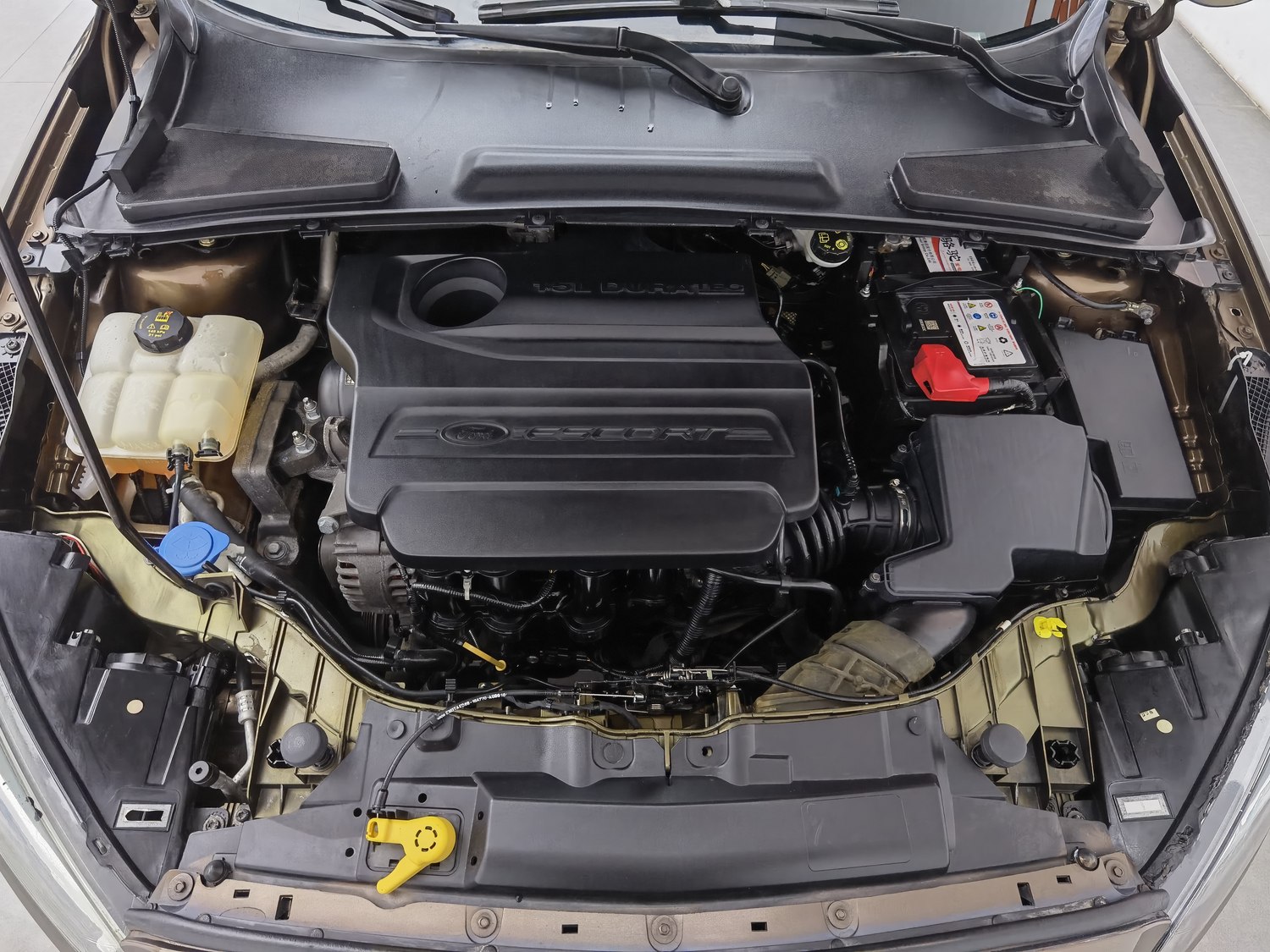 Used Ford Escort 2015 1.5 MT
