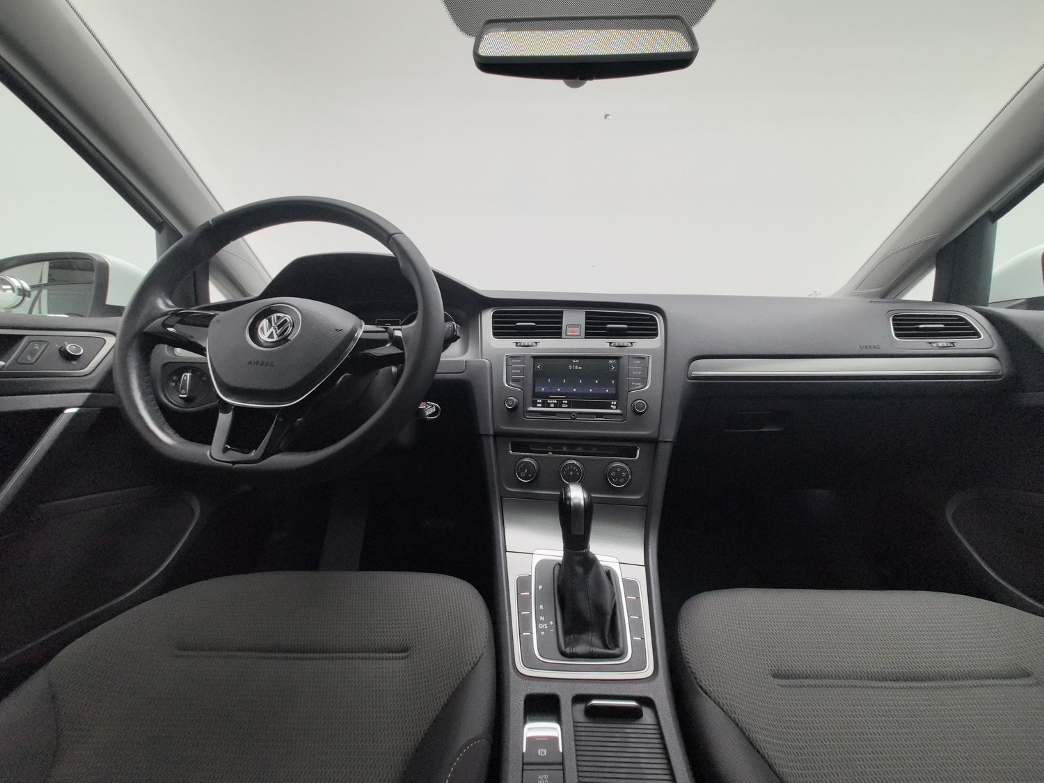 Used Volkswagen Golf 2016 1.6 AT