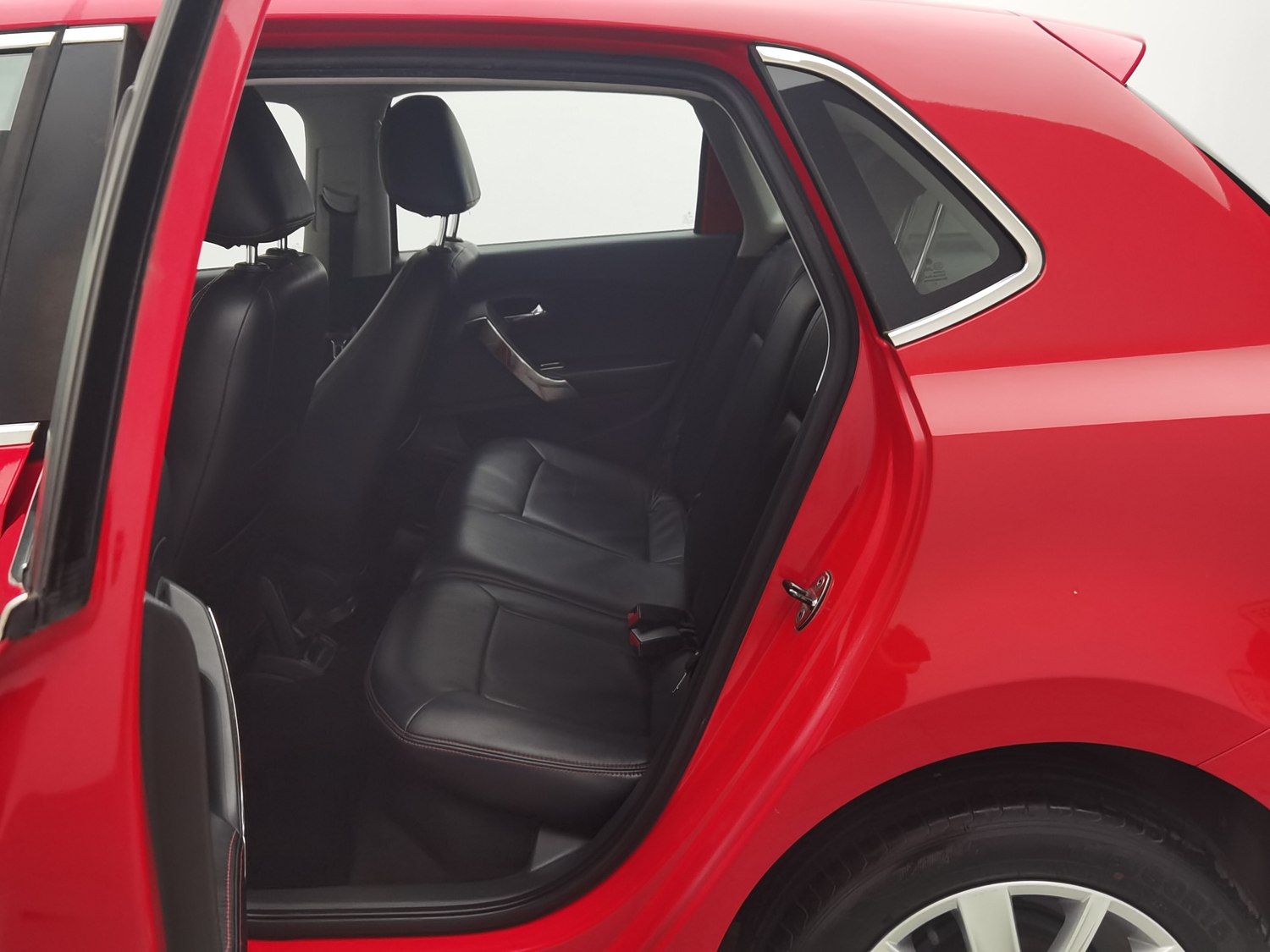 Used Volkswagen Polo 2014 1.6 AT