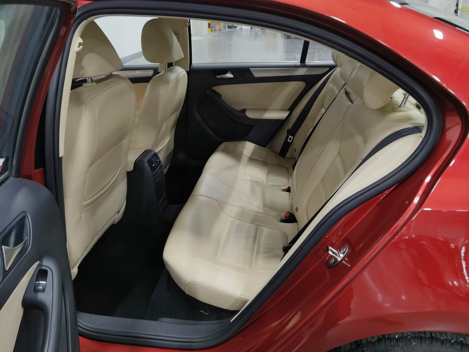 Used Volkswagen Sagitar 2012 1.6 AT