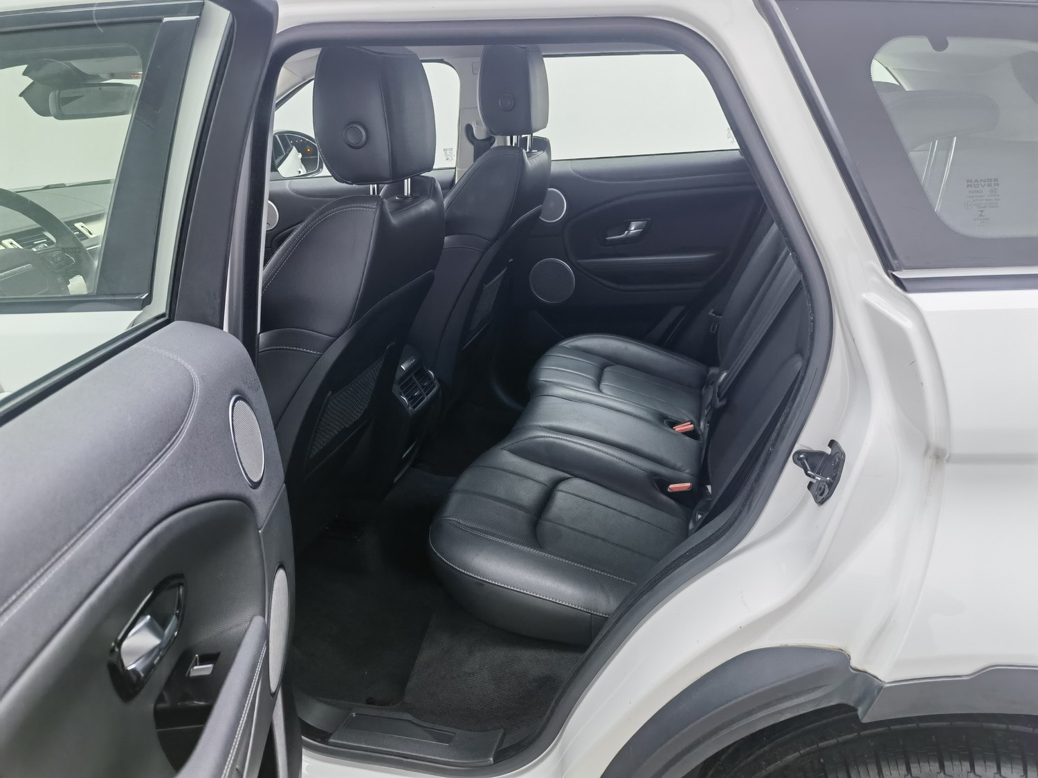 Used Land Rover Range Rover Evoque 2018 2.0 AT