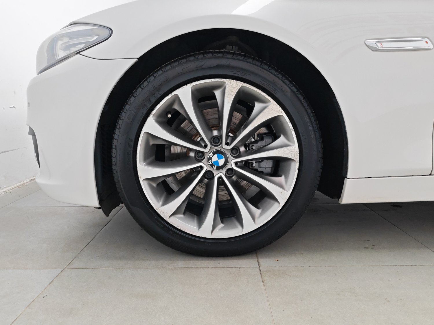 Used BMW THE5 2017 2.0 AT