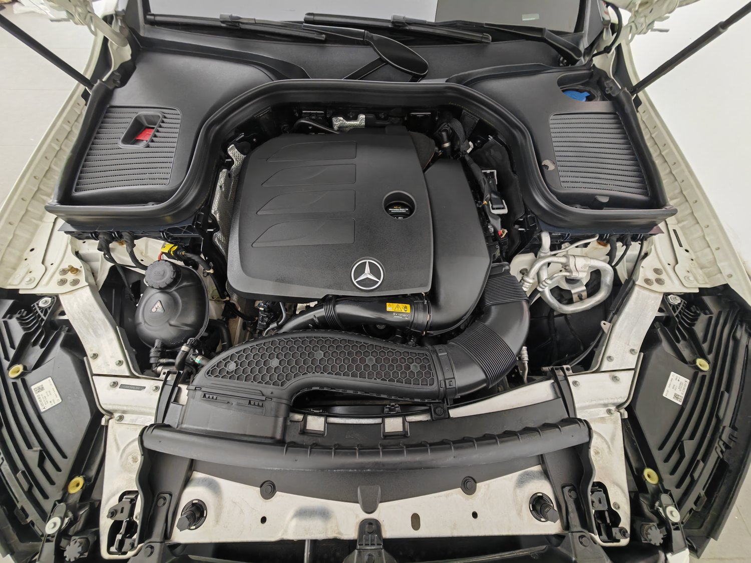 Used Mercedes-Benz GLC 2022 2.0 AT