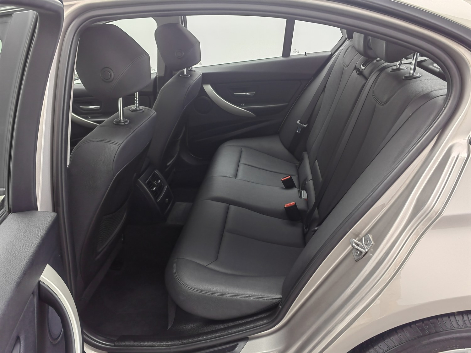 Used BMW THE3 2016 2.0 AT