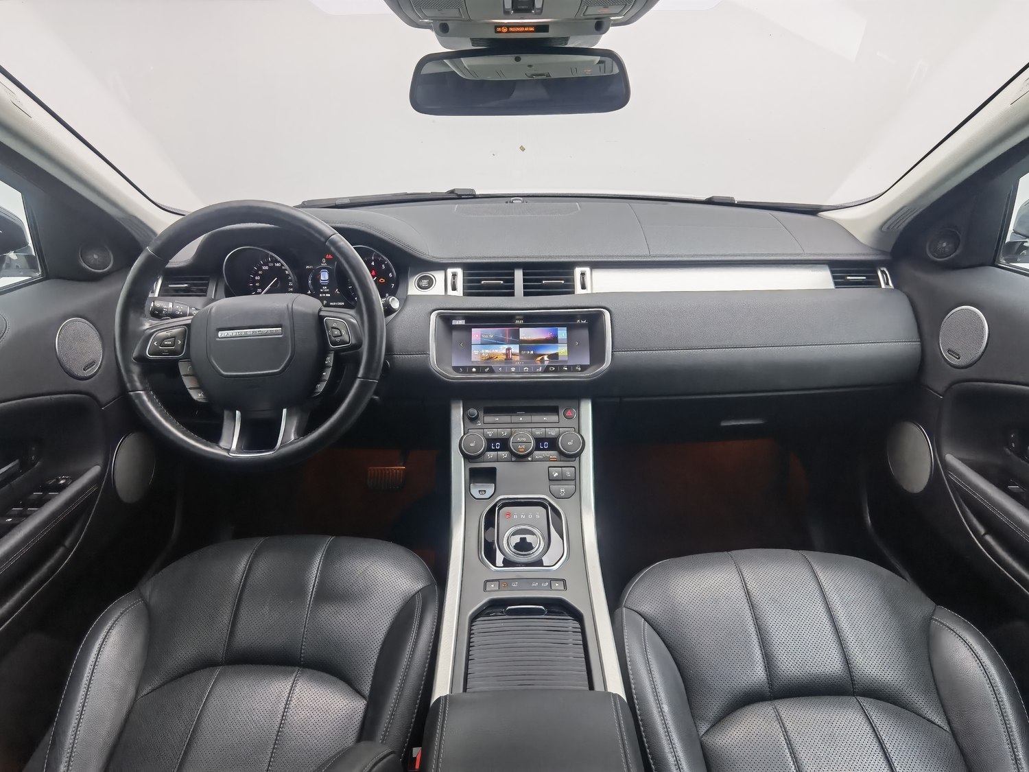 Used Land Rover Range Rover Evoque 2018 2.0 AT