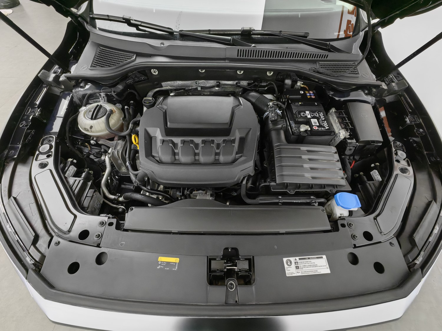 Used Volkswagen Passat 2024 2.0 AT