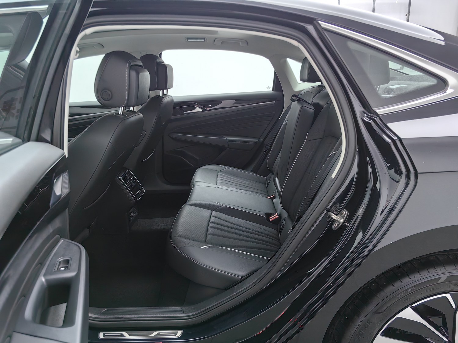 Used Volkswagen Passat 2024 2.0 AT