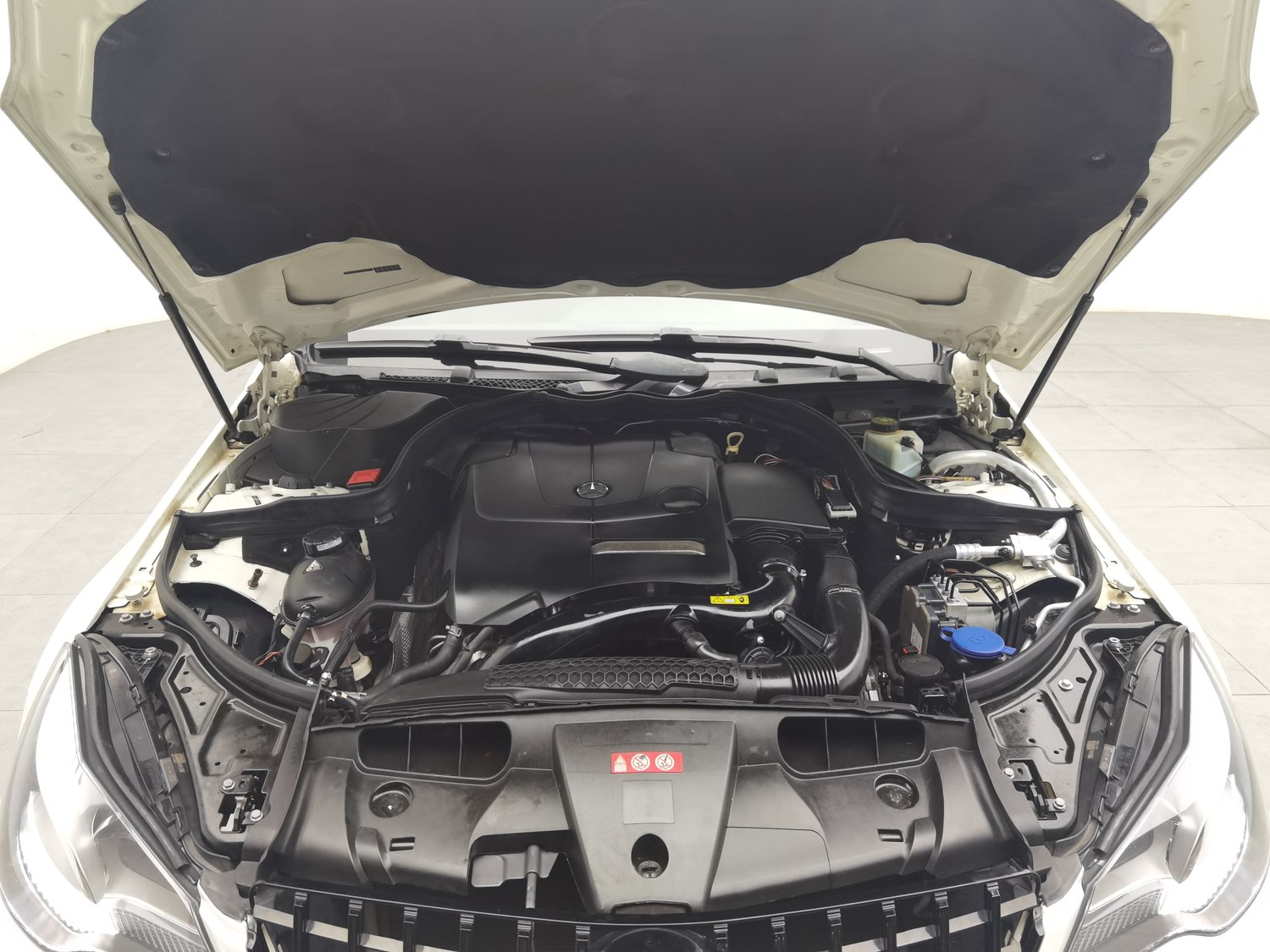Used Mercedes-Benz E-Class (Import) 2016 2.0 AT