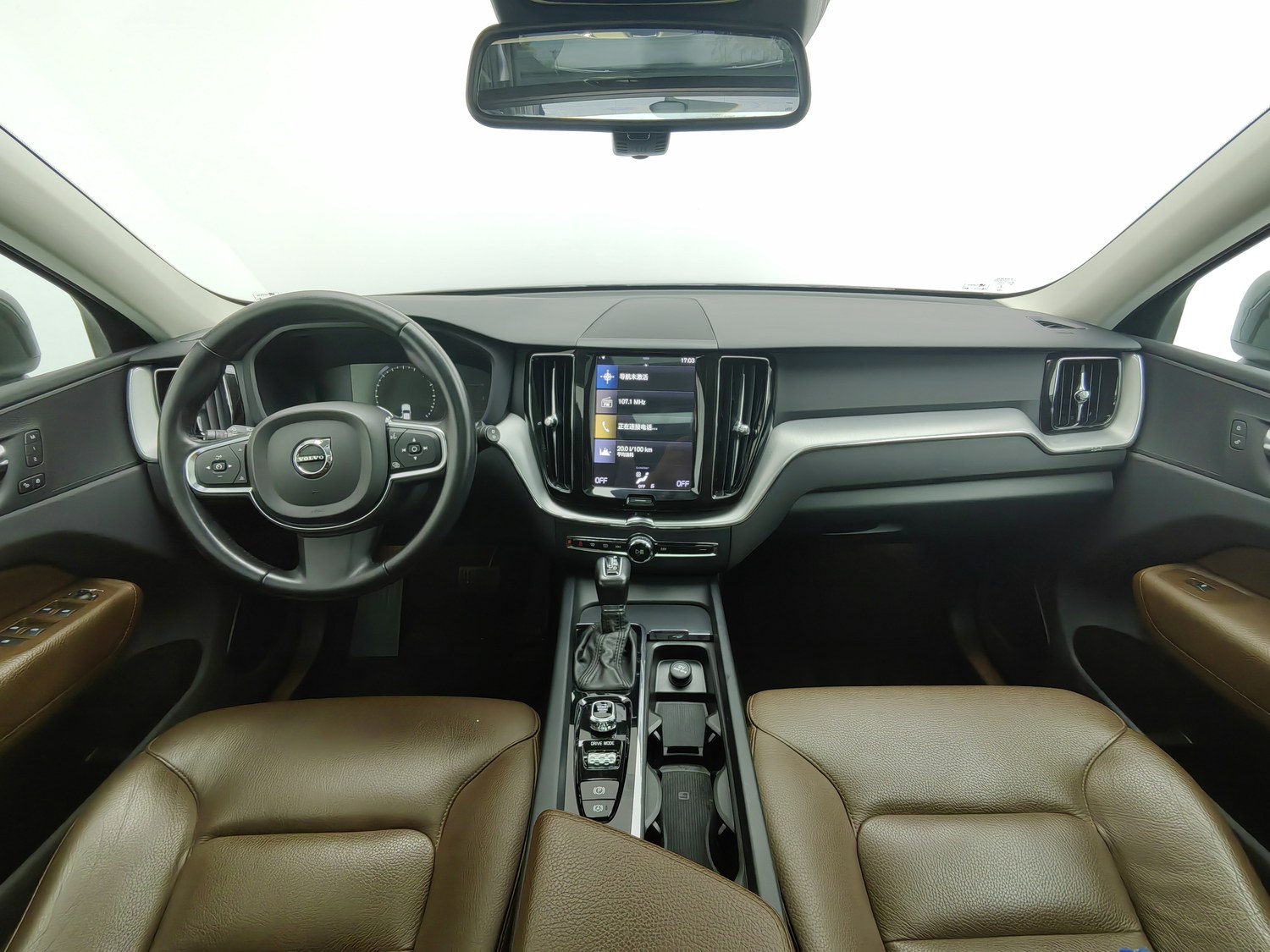 Used Volvo XC60 2019 2.0 AT