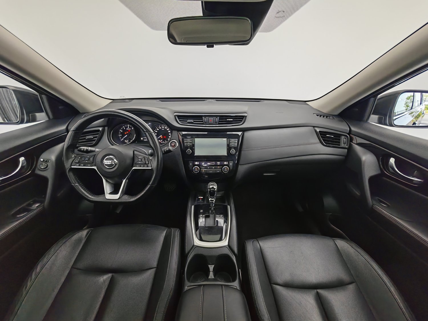 Used Nissan X-Trail 2019 2.0 AT